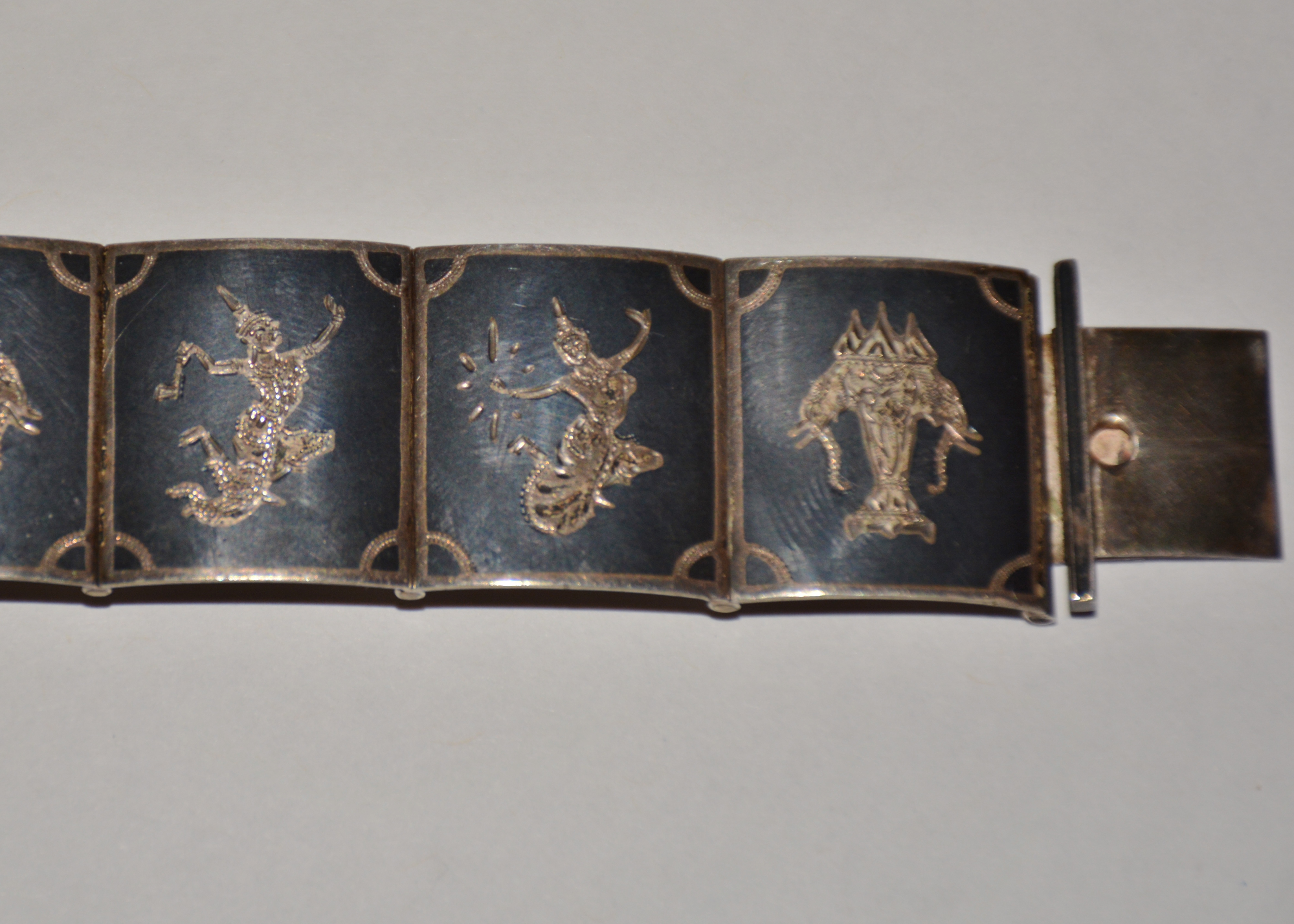 Silver Bracelet with Thai Designs 