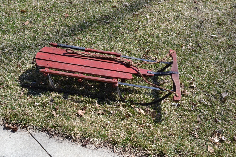 Vintage Champion Metal Runner Sled