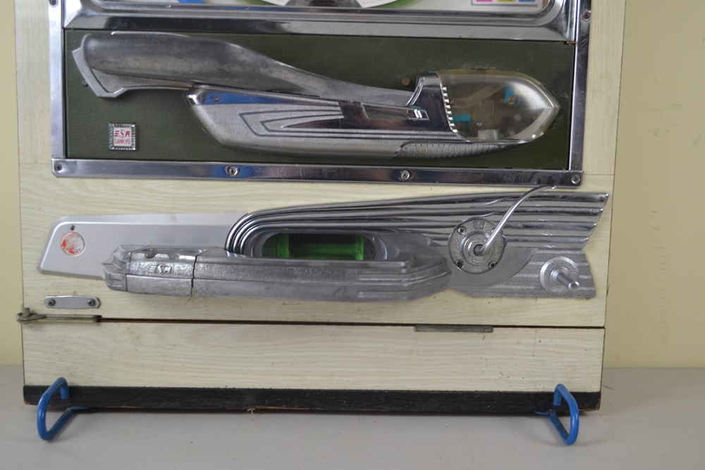 Vintage 1970s Sankyo "Flower" Pachinko Machine