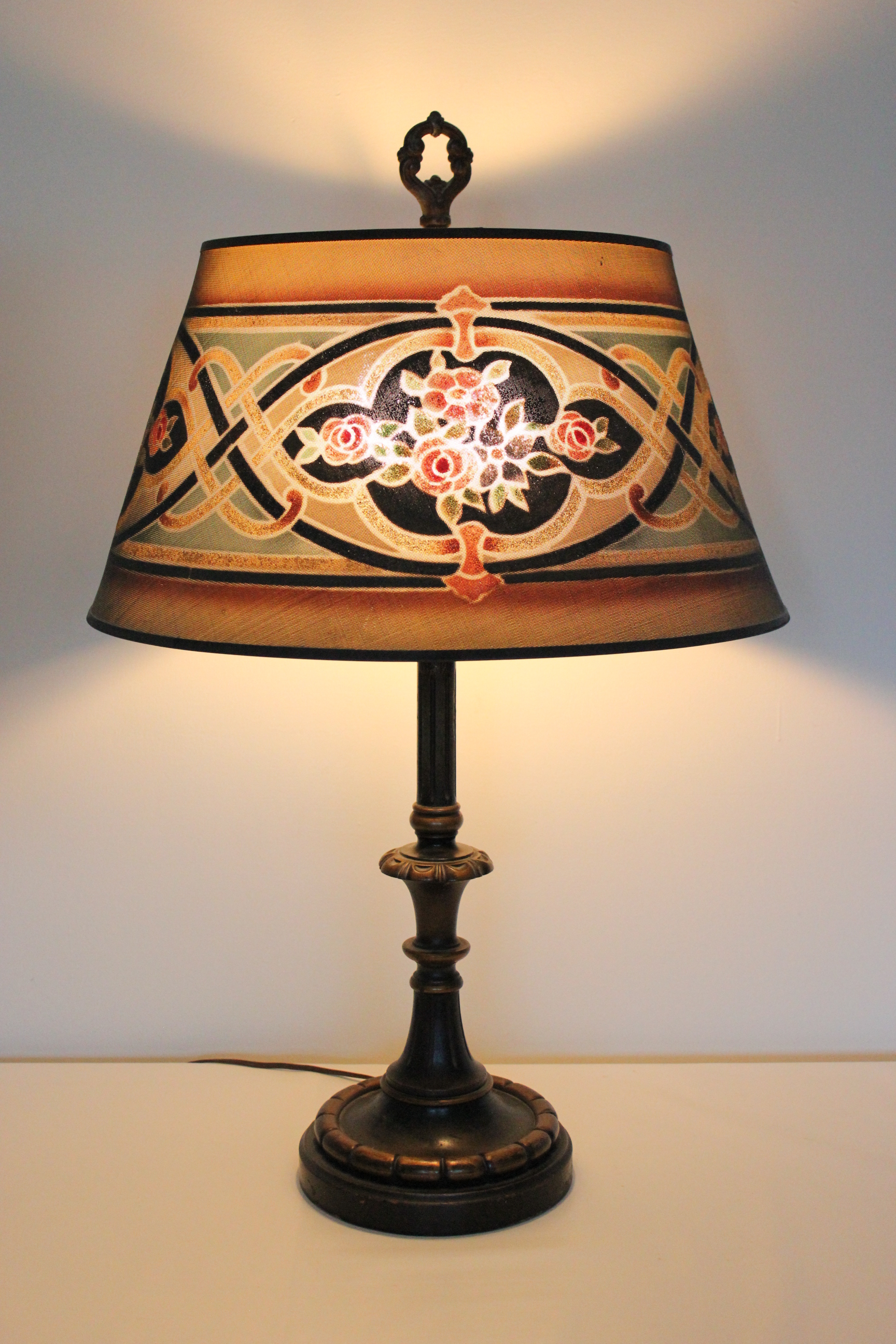 Vintage Rembrandt Table Lamp 