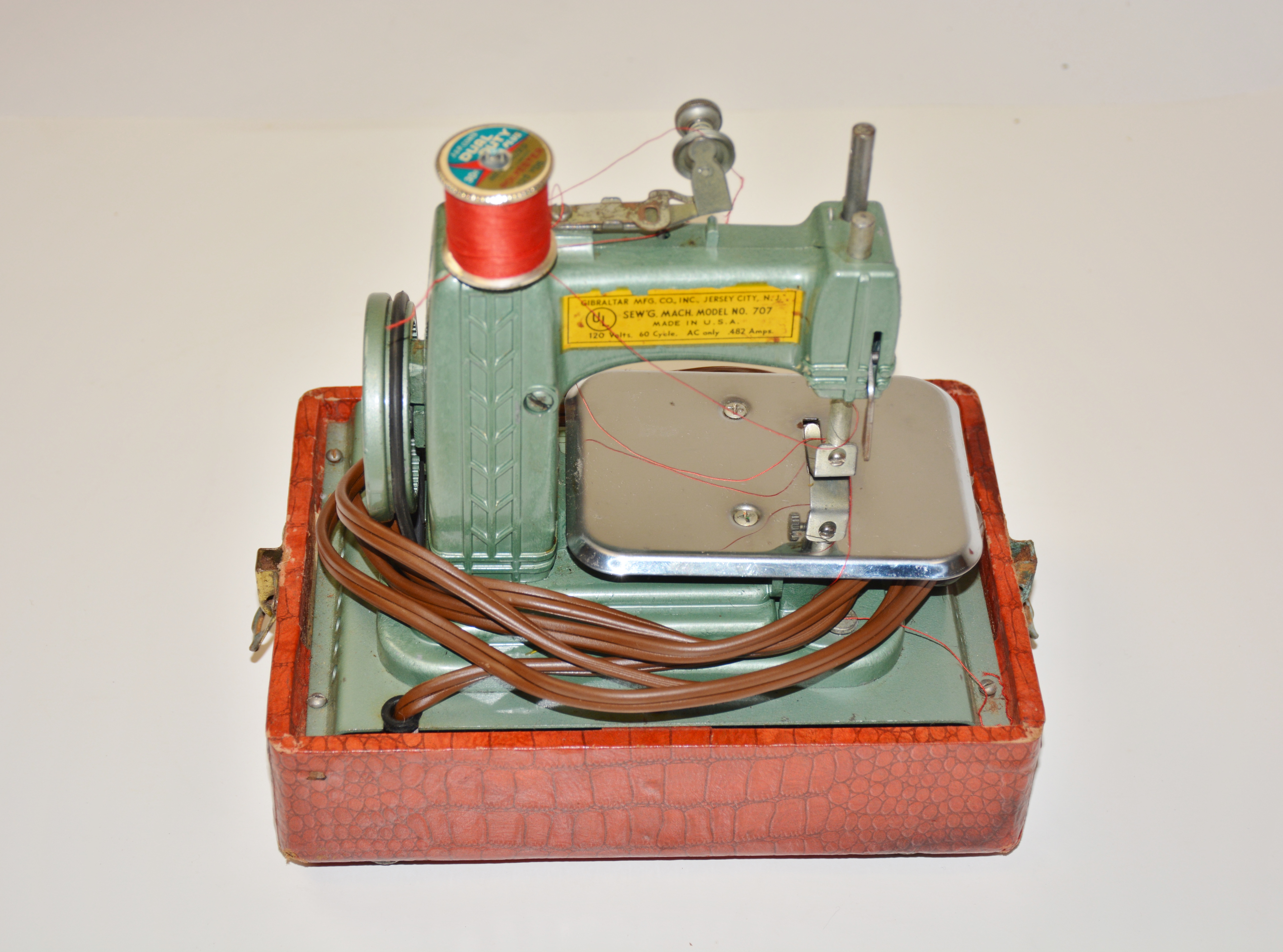 Betsy Ross Miniature Sewing Machine 1949