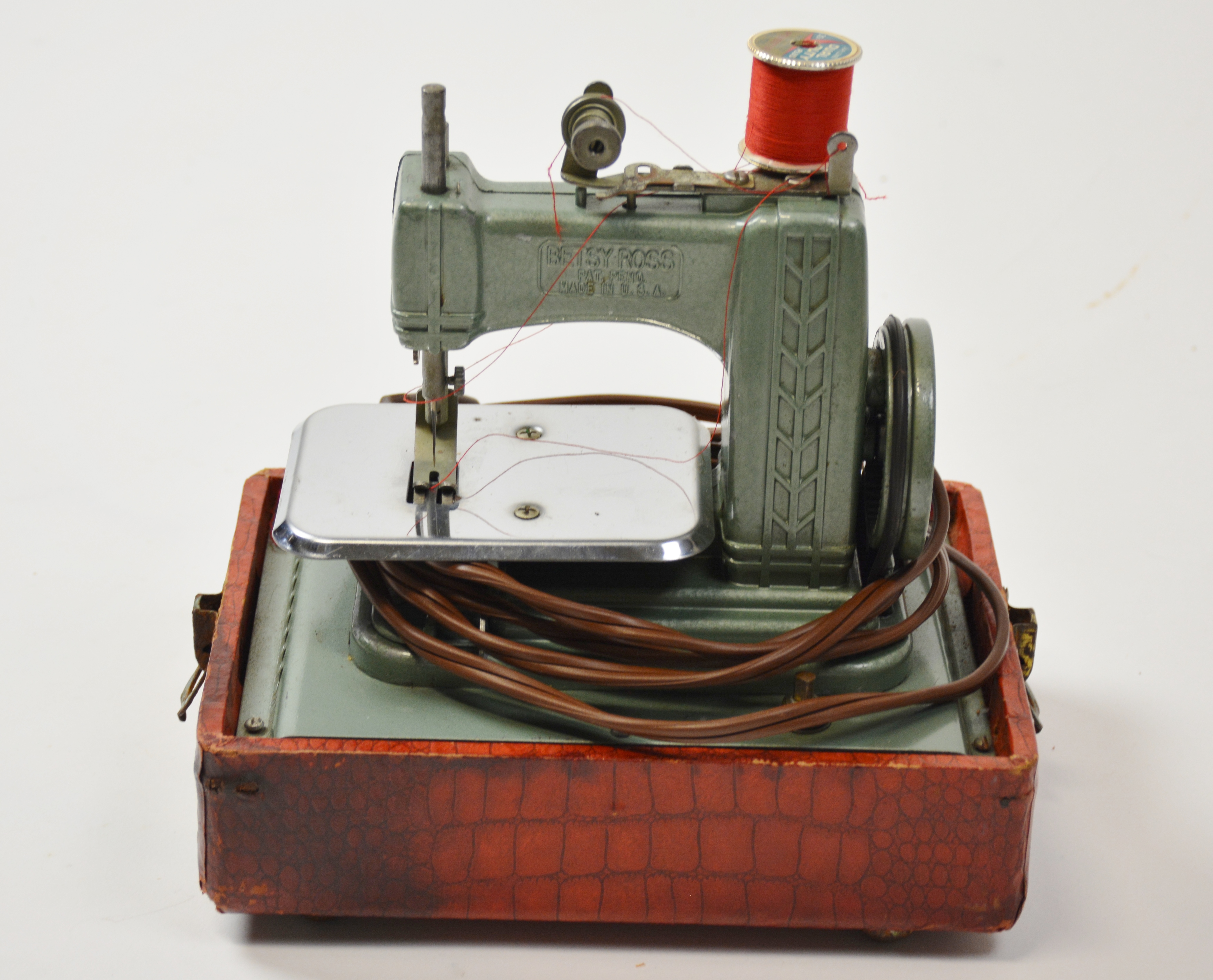 Betsy Ross Miniature Sewing Machine 1949