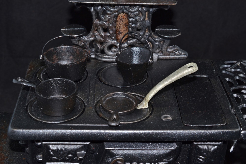 Large 1950s Reproduction Crescent Cast Iron Toy Stove