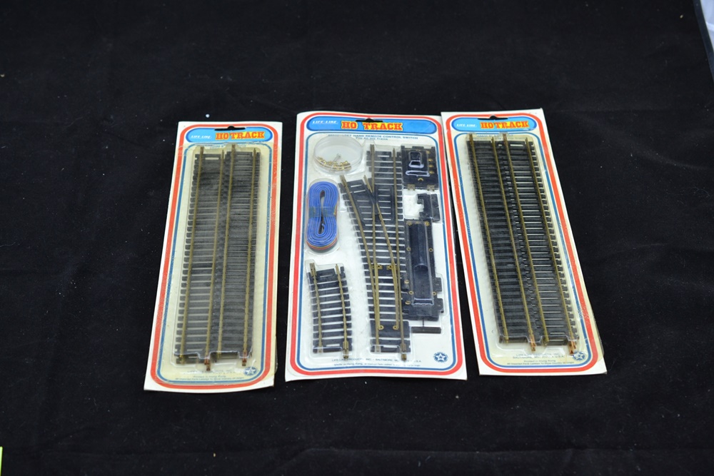Life-Like Packages HO Railroad Track and One Package LH RC Switch