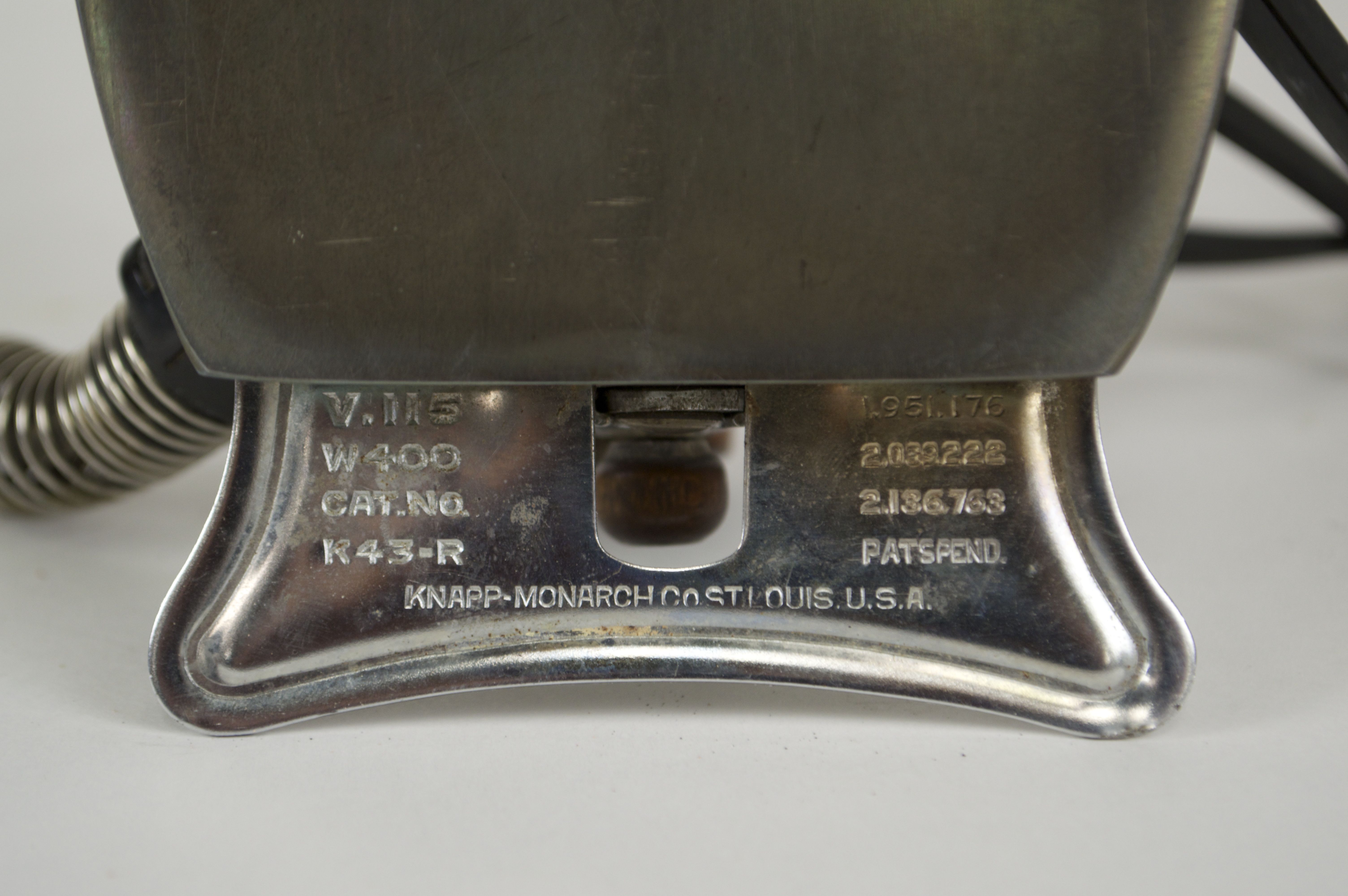 Vintage Knapp Monarch Travel Iron