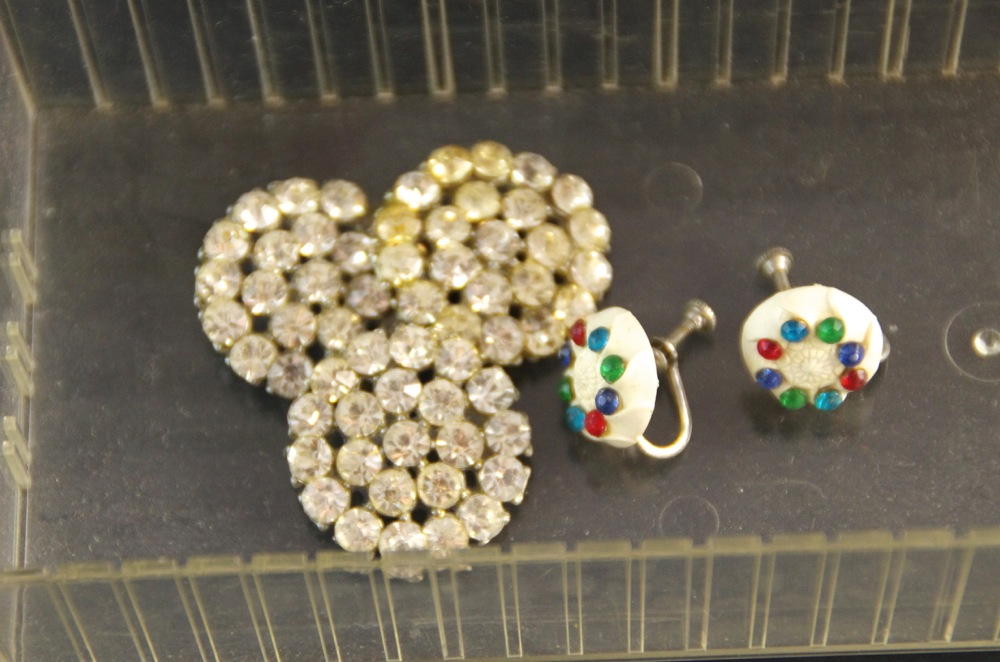 Vintage Fabrics & Curtains with Drape Stretchers & Quilt Hoop