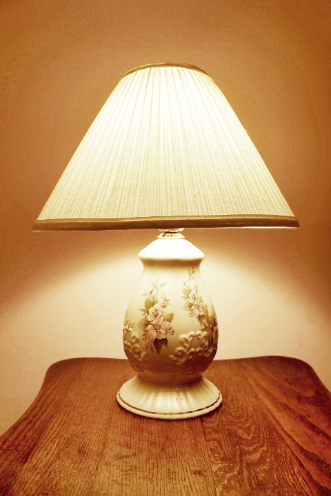 Mary Leigh Pottery Hand-Painted Lamp