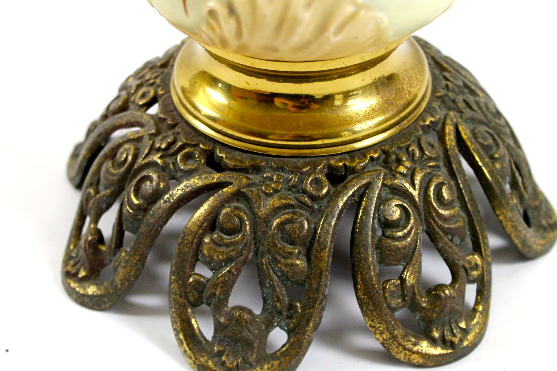 Antique Gone with the Wind Table Lamp