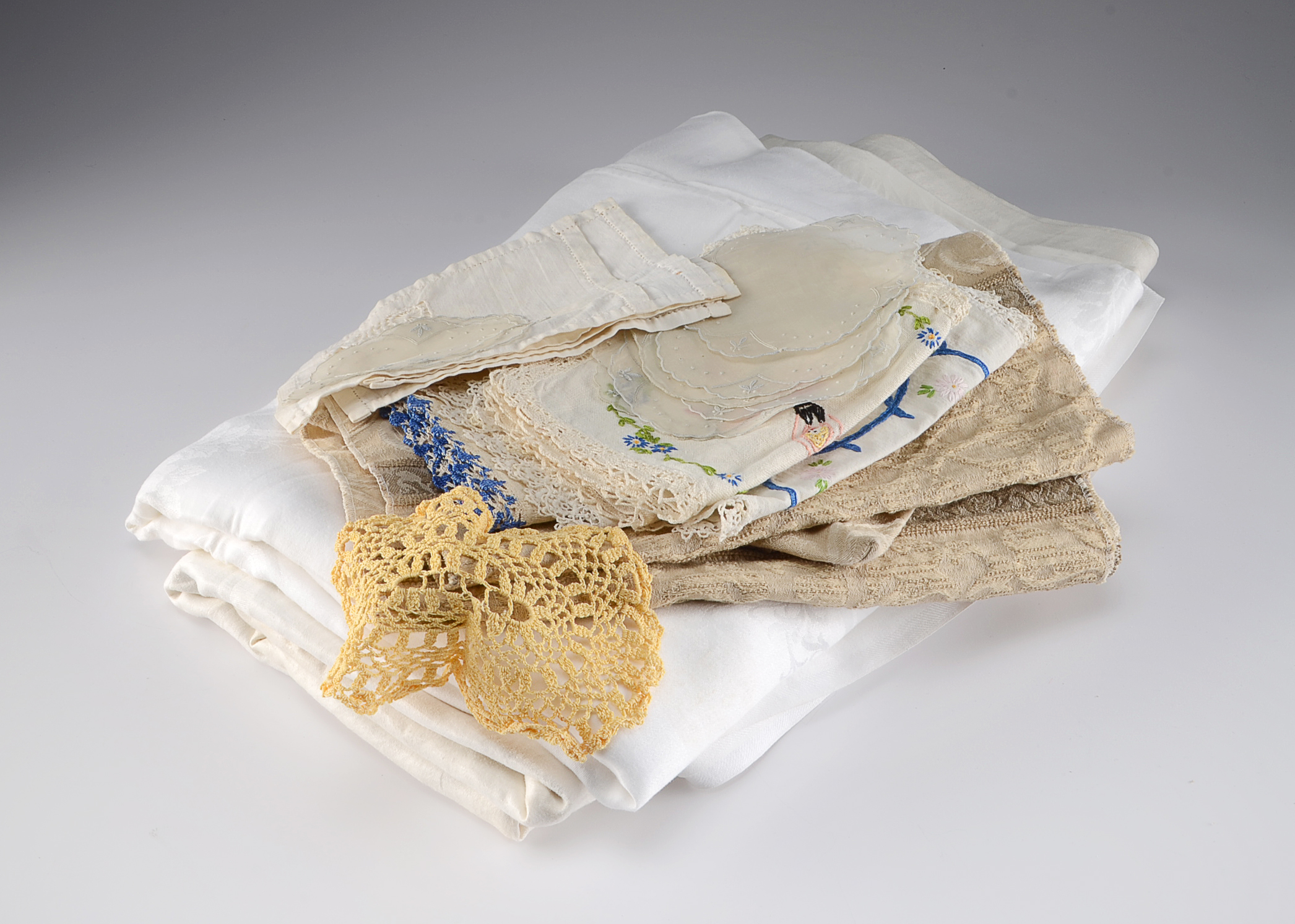 Selection of Table Linens Includes Vintage Pieces