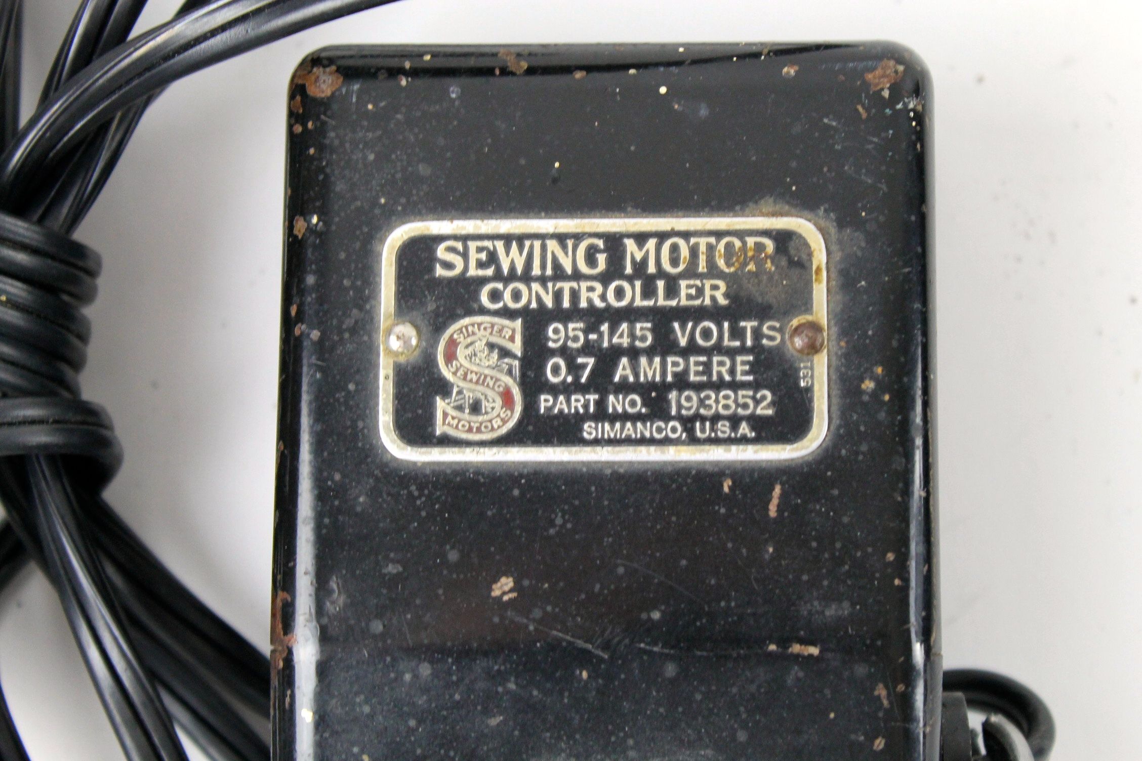 Featherweight Singer Sewing Machine in its Original Case