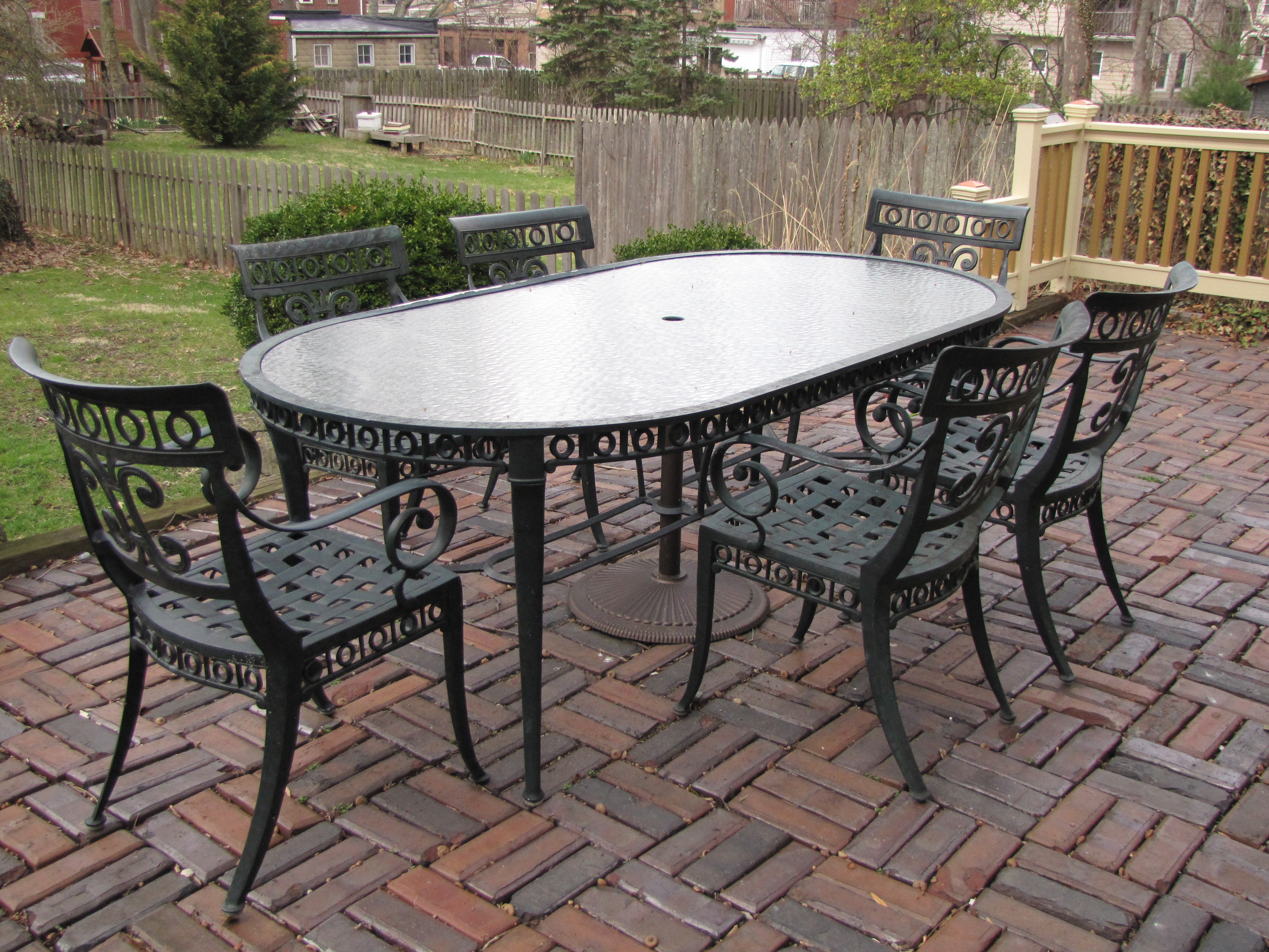 Frontgate Outdoor Dining Set