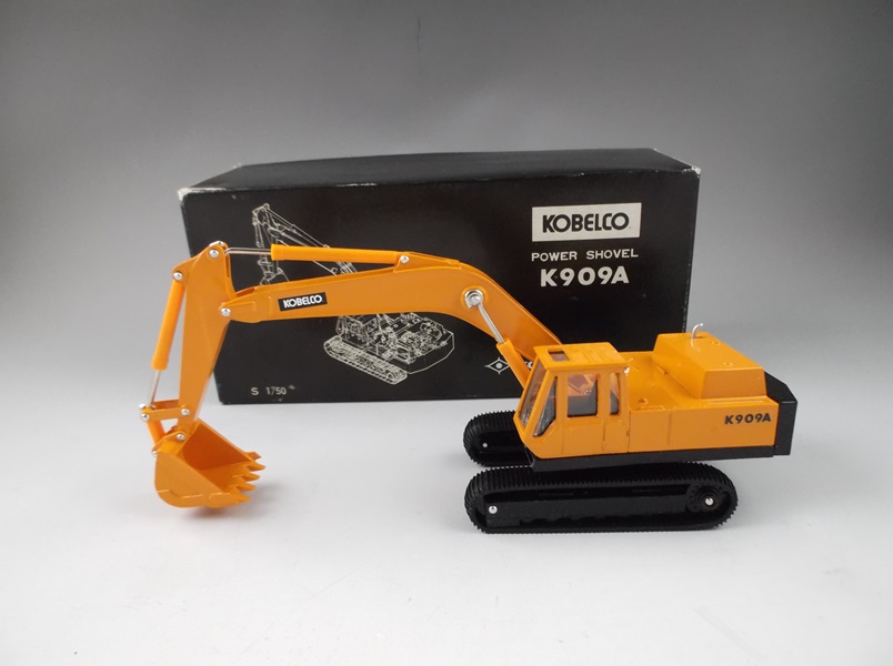Diecast Kobelco K909A Power Shovel Model 