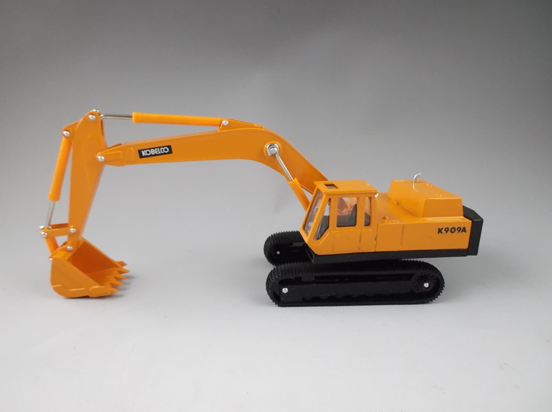 Diecast Kobelco K909A Power Shovel Model 