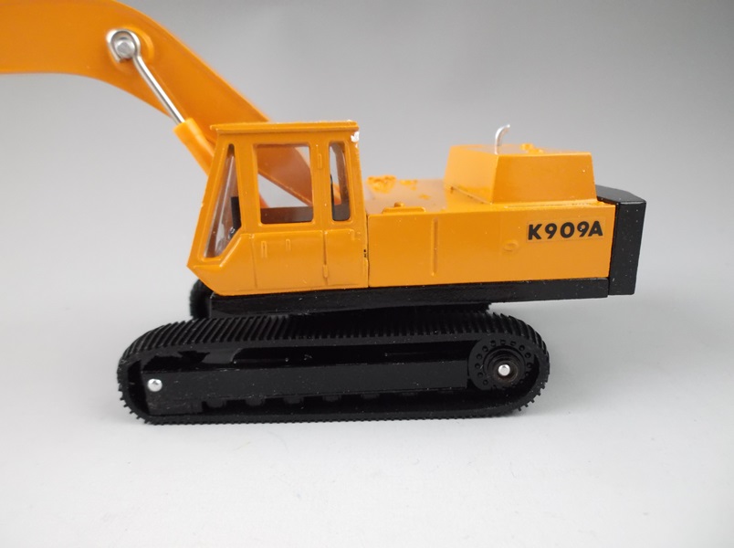 Diecast Kobelco K909A Power Shovel Model 