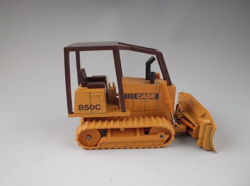 NZG Diecast Case 850C Angle Tilt Dozer Model 