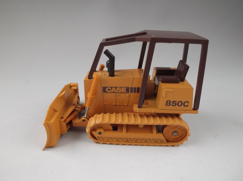NZG Diecast Case 850C Angle Tilt Dozer Model 