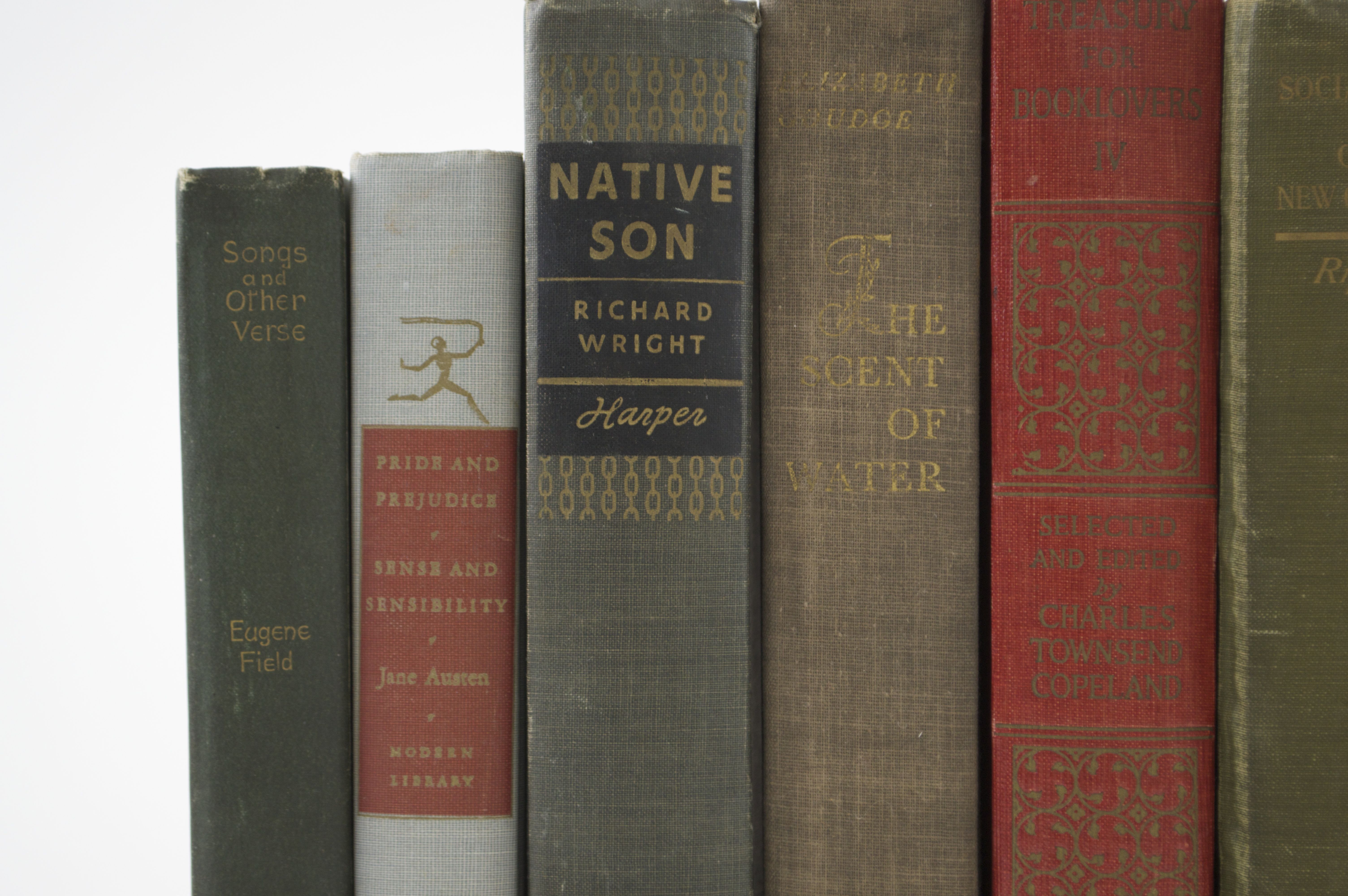 Lot of Vintage and Antique Books