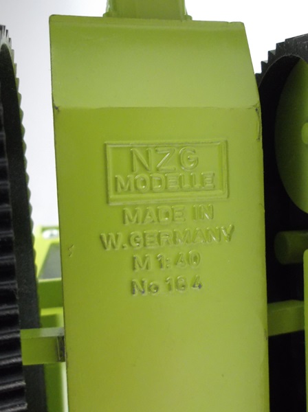 NZG Diecast Terex Dozer Truck Model 