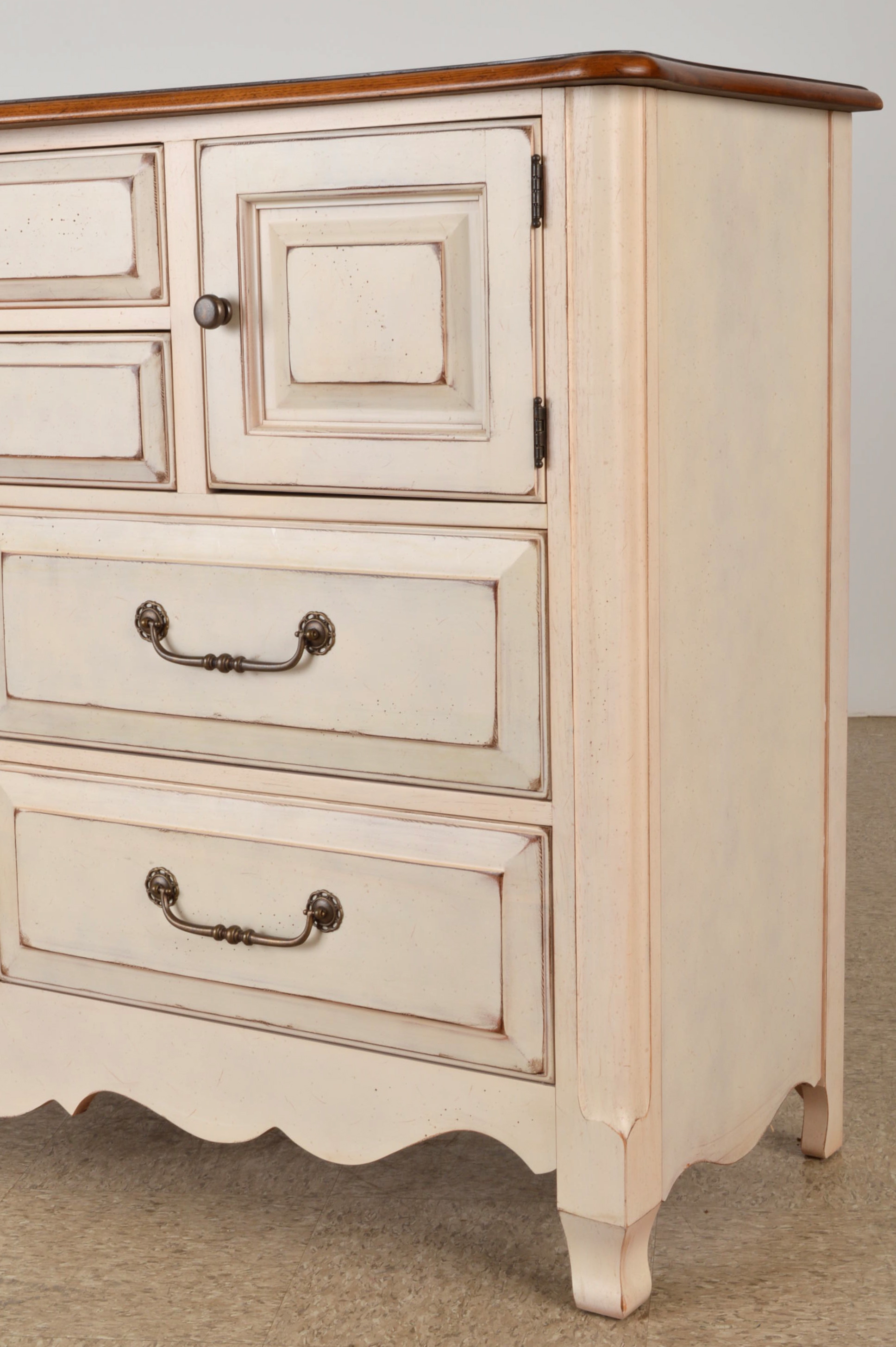 Drexel Heritage Collection "French Countryside" Dresser