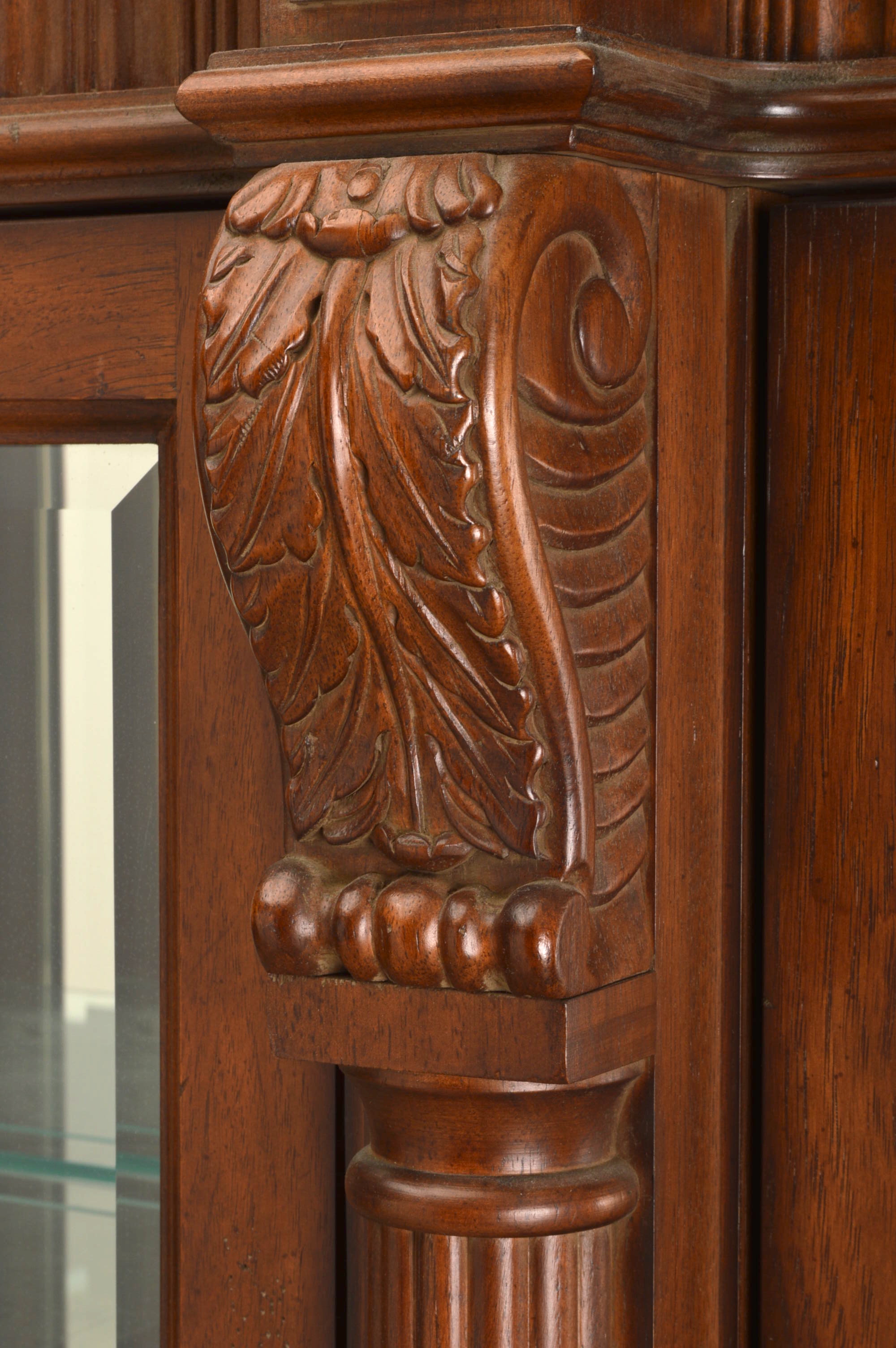 Bernhardt Furniture China Cabinet and Hutch