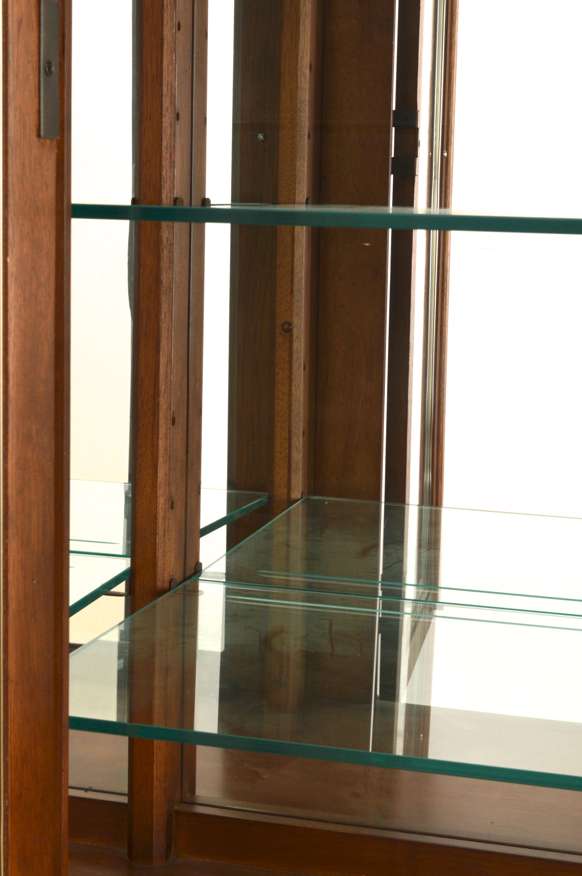 Bernhardt Furniture China Cabinet and Hutch