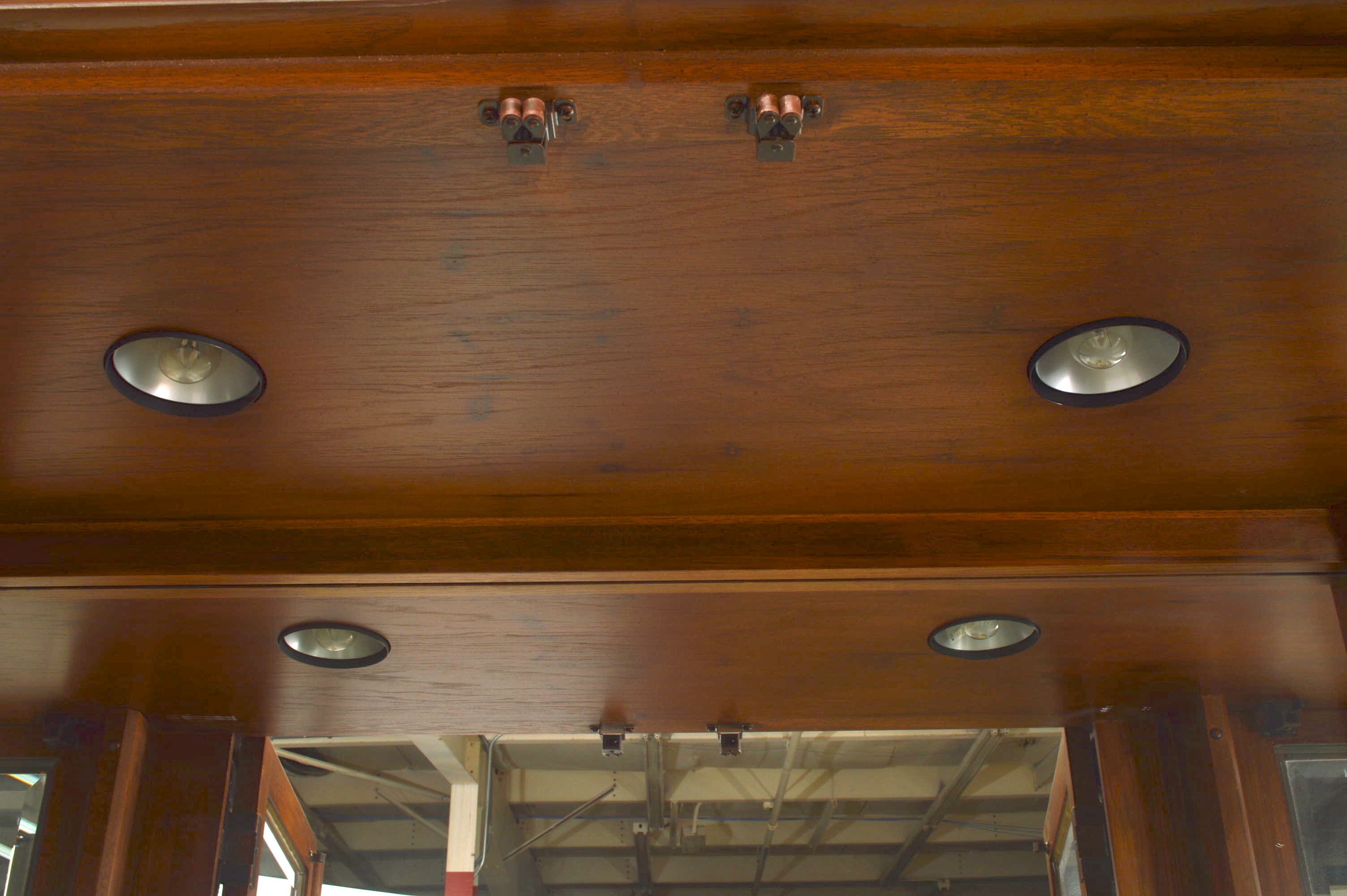 Bernhardt Furniture China Cabinet and Hutch