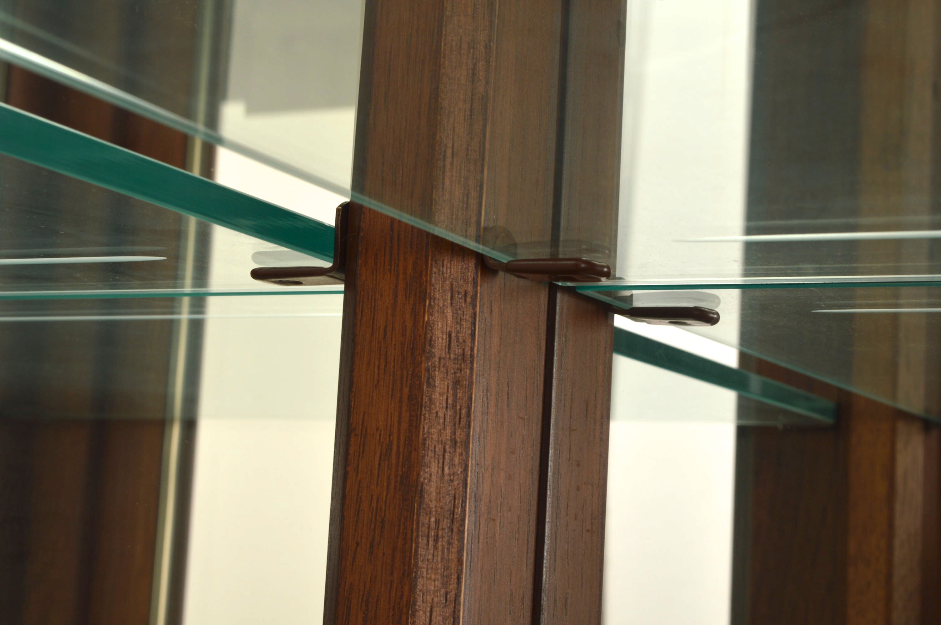 Bernhardt Furniture China Cabinet and Hutch