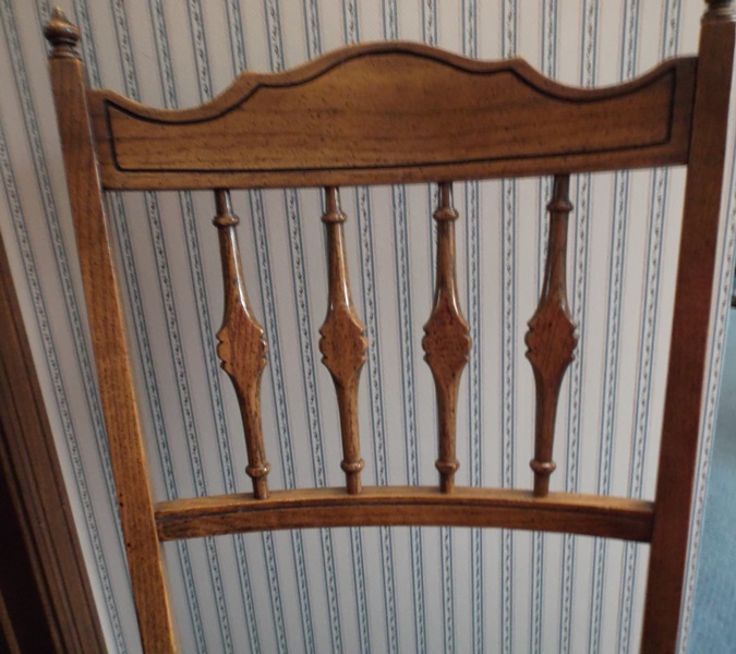 Mid-20th Century Watertown Slide Dining Table and Chairs 