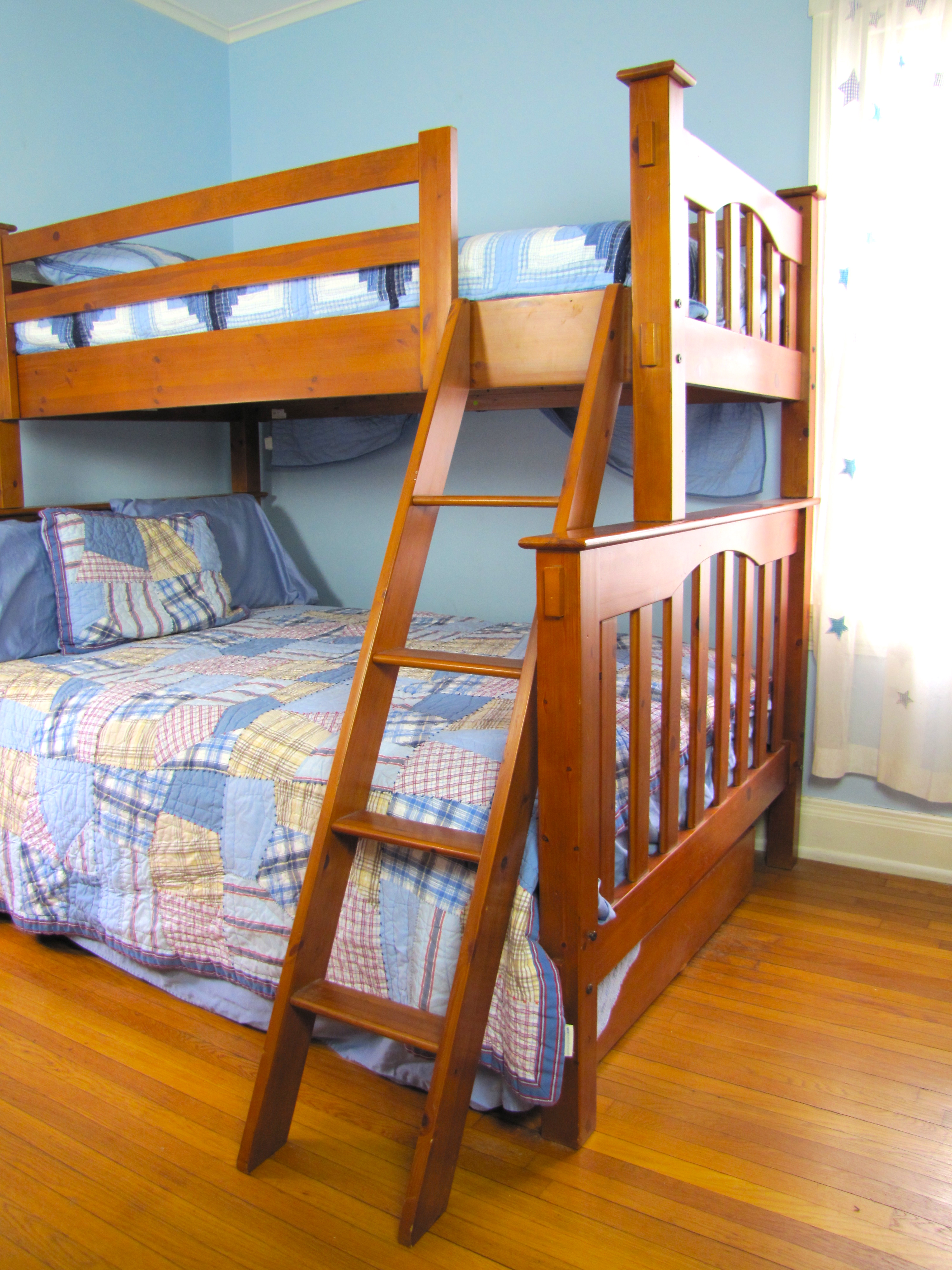 Pottery Barn Kendall Twin Loft Over Full With Trundle Bed Set