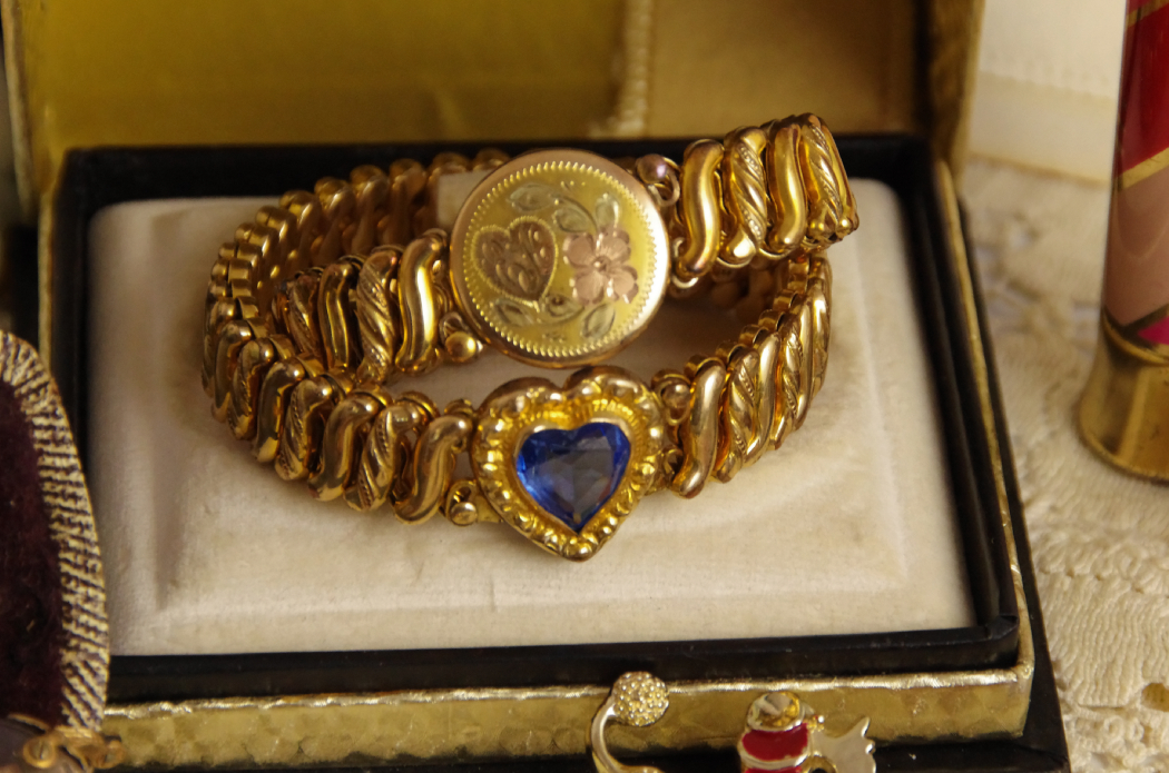 Collection of Women's Vintage Scarves, Jewelry and Accessories