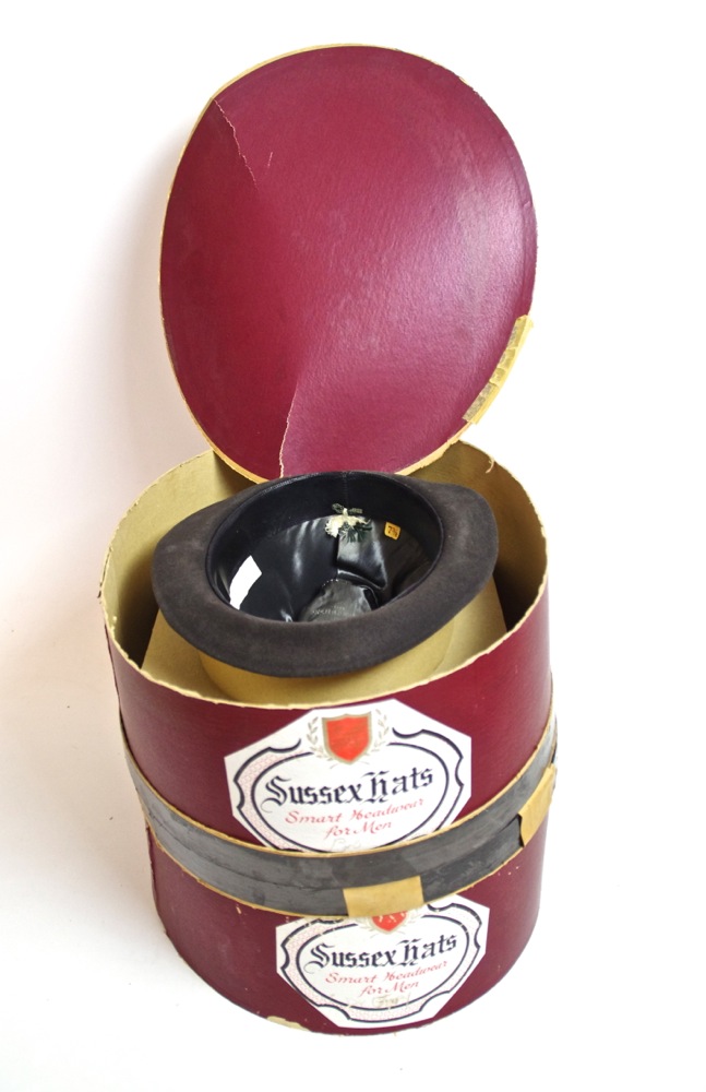 Vintage Men's Hats and Hat Boxes