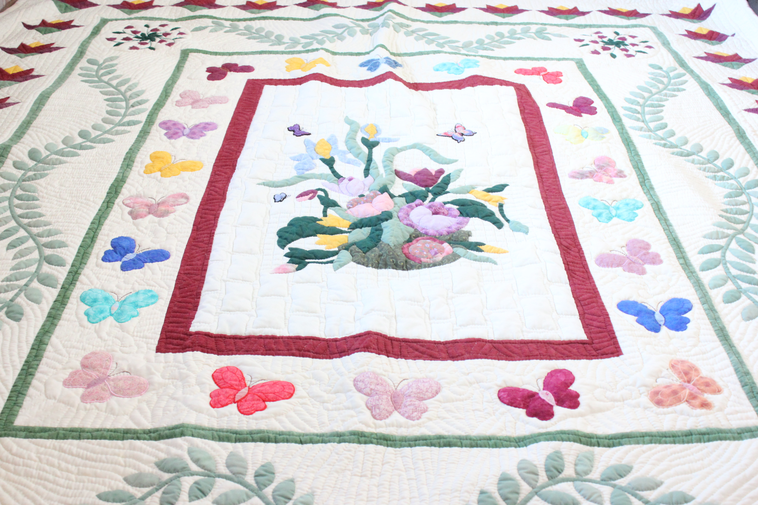 Handmade Queen Size Quilt Bedding Set