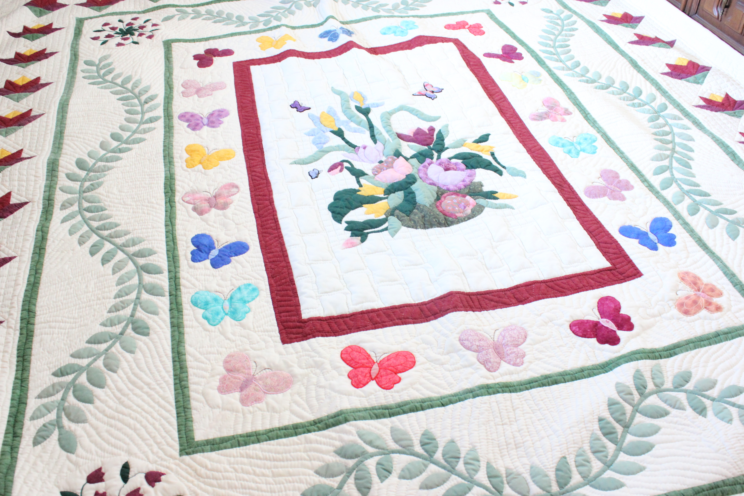 Handmade Queen Size Quilt Bedding Set