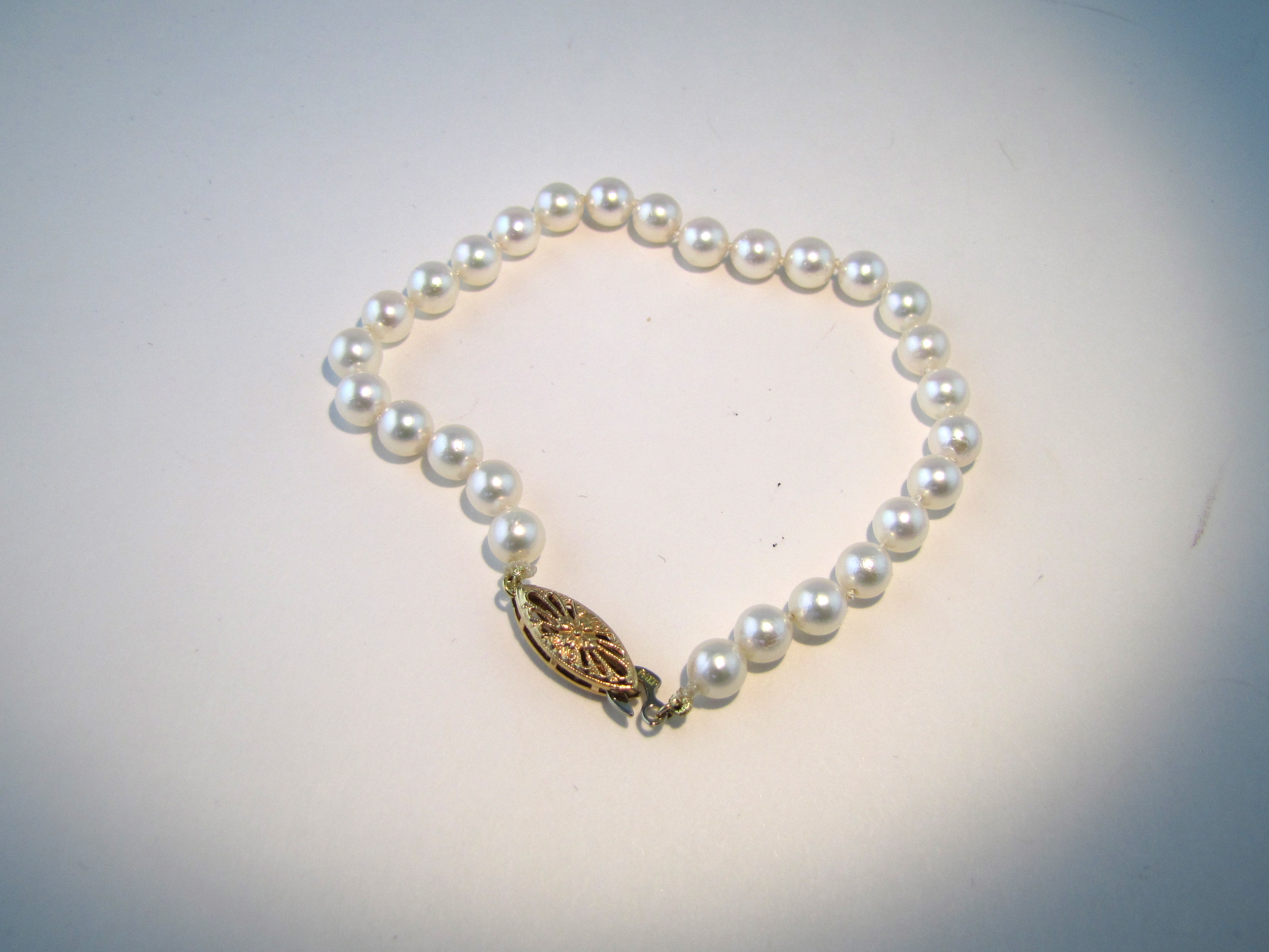 7” Pearl Bracelet 