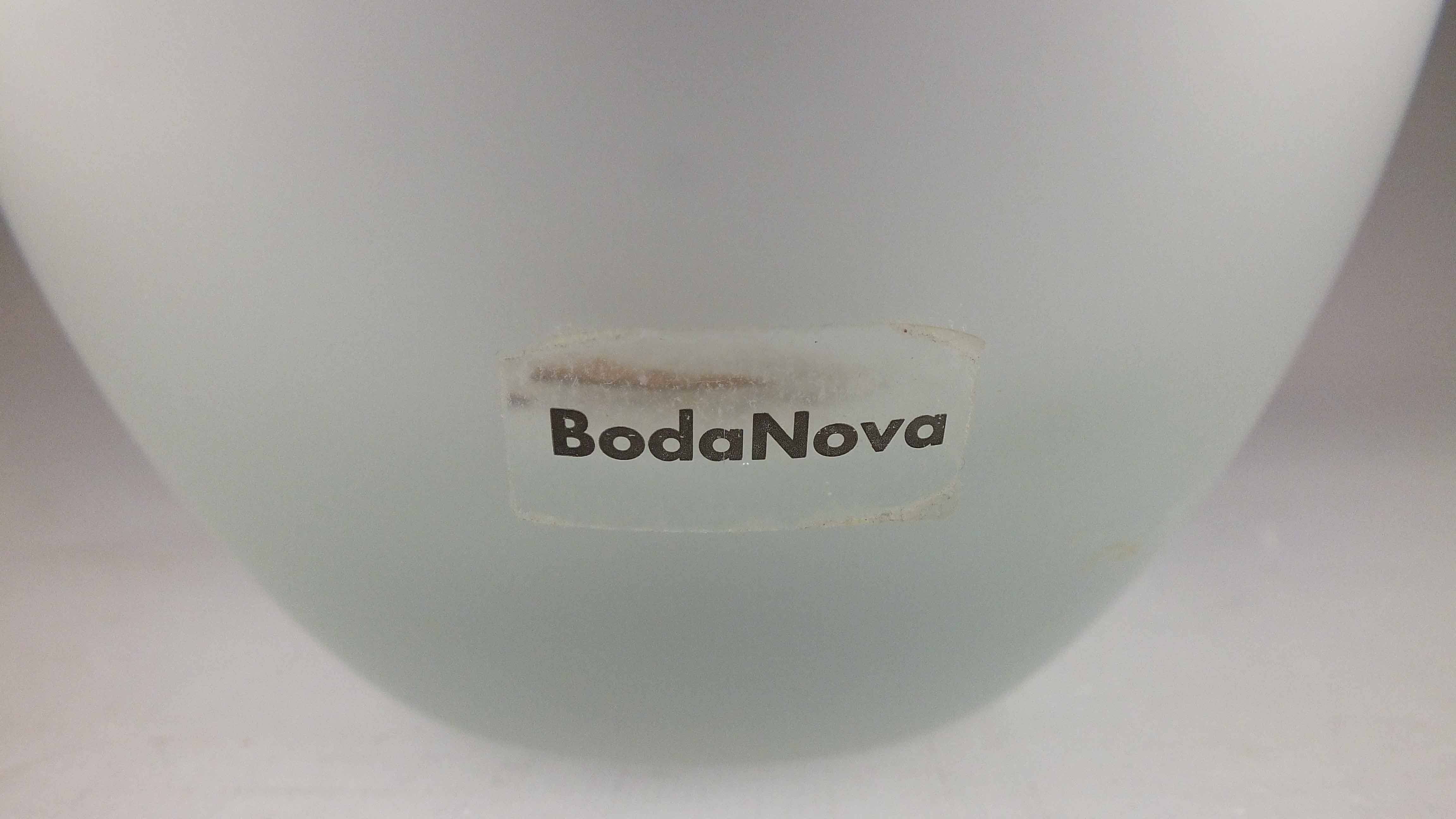 Boda Nova "Zulu" Opaque Glass Vase