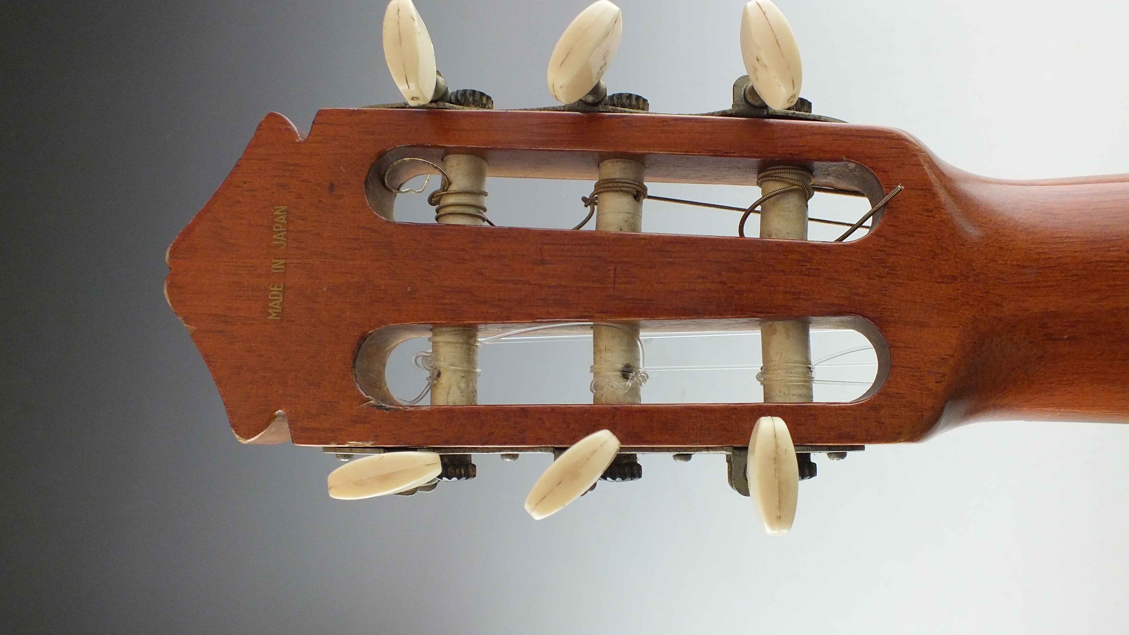  Vintage Yamaha G 85A Classical Acoustic Guitar