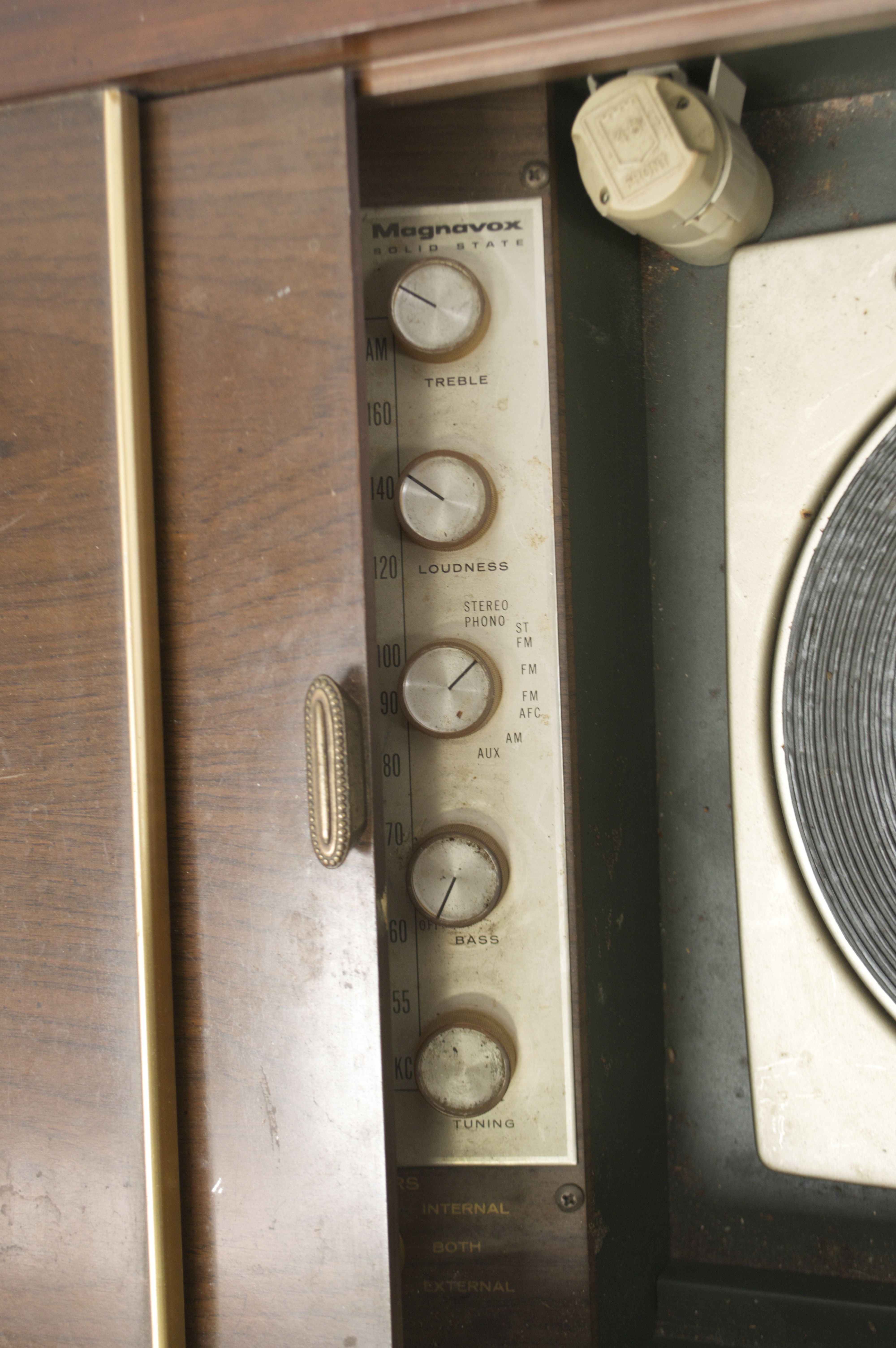 Vintage Magnavox Record Table