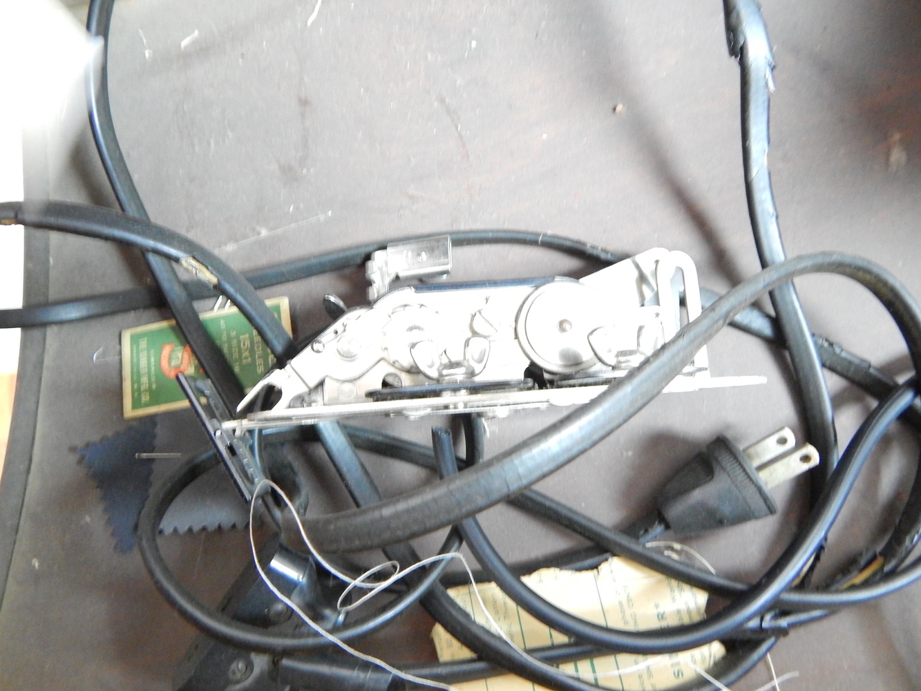 Singer Sewing Machine 