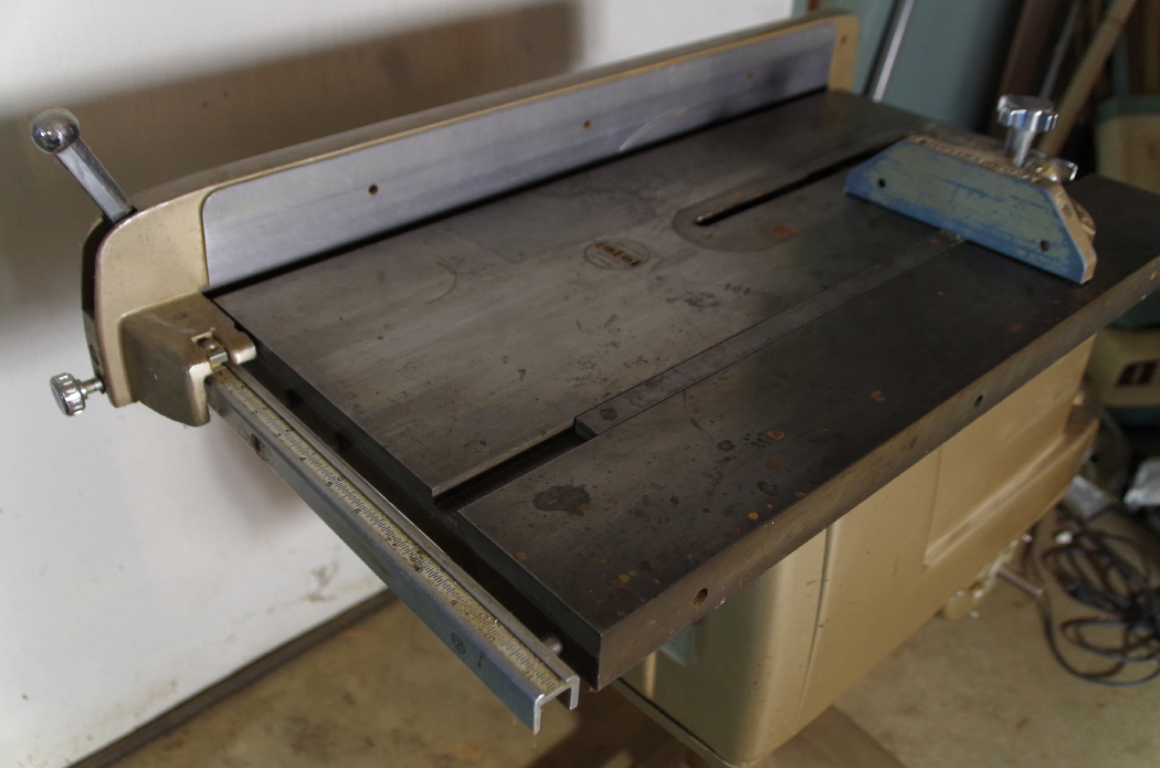 Vintage Sears and Roebuck Craftsman Electric Table Saw