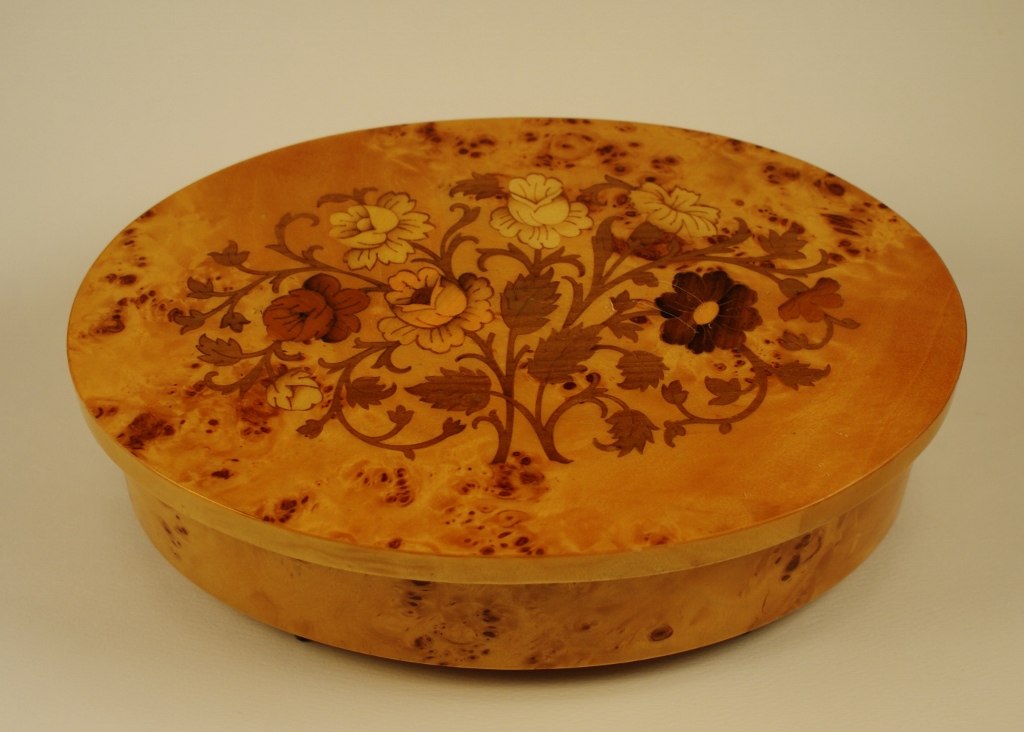 Mid-20th Century Reuge Burl Wood Music Box