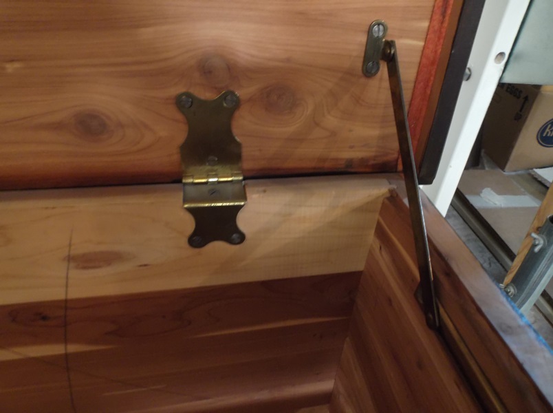 Ed Roos Company Forest Park Line Cedar Hope Chest