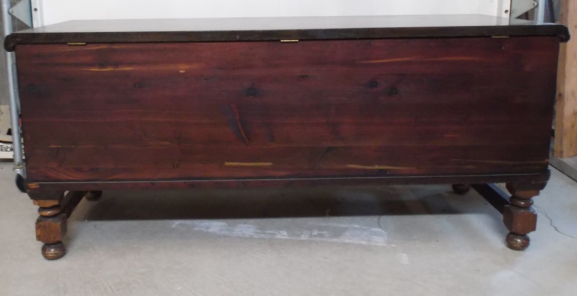 Ed Roos Company Forest Park Line Cedar Hope Chest