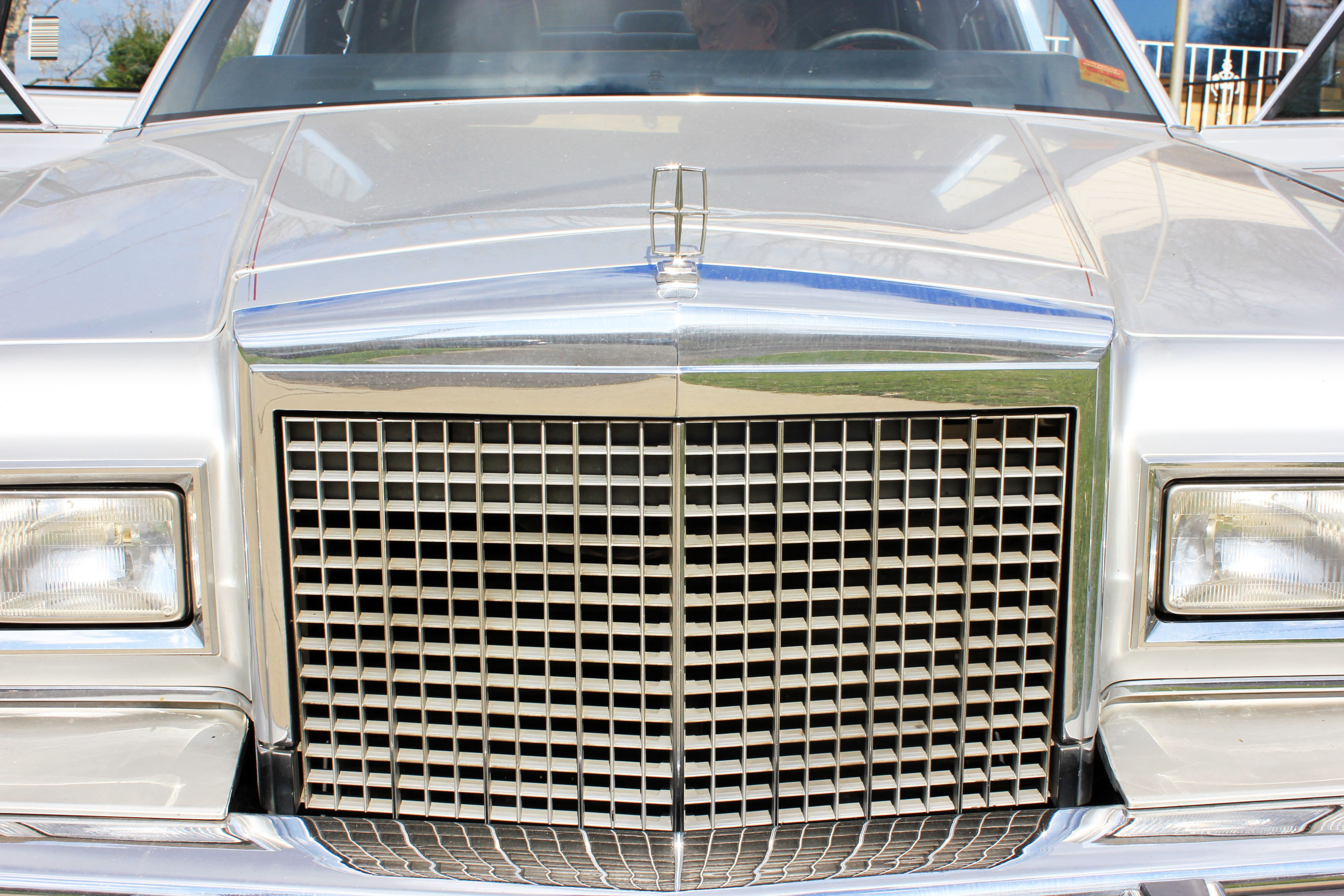 1987 Lincoln Town Car 