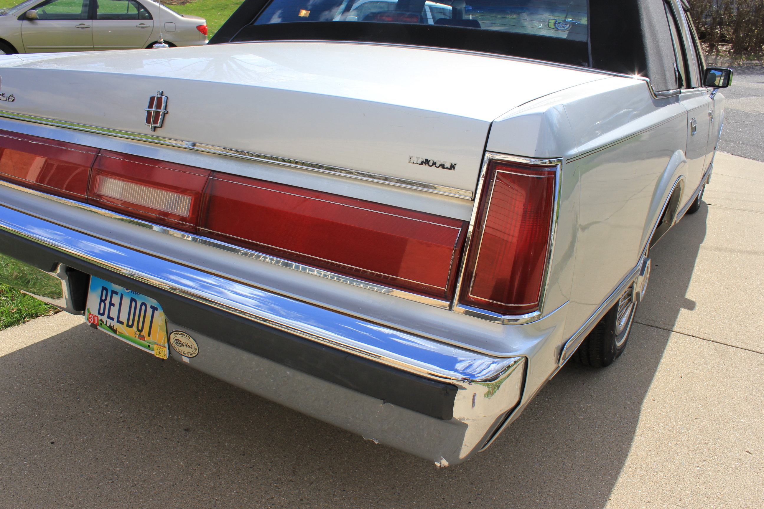 1987 Lincoln Town Car 