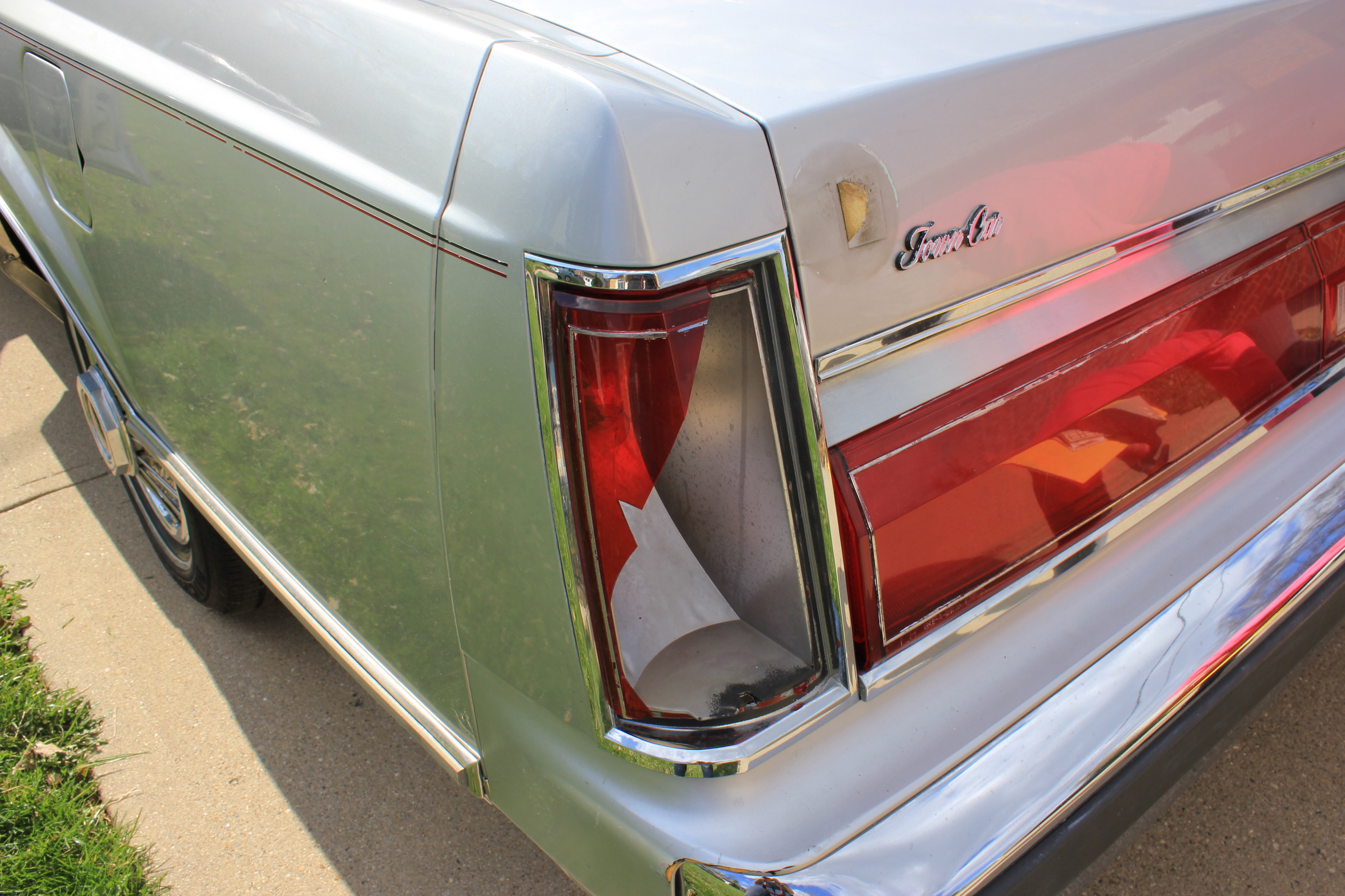 1987 Lincoln Town Car 