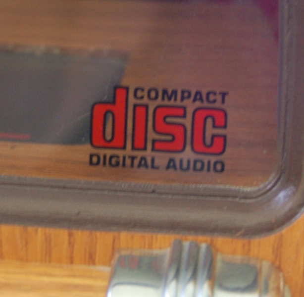 Antique Apparatus Jukebox CD Player with Bubbles