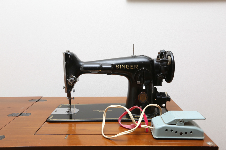 Vintage Black Singer Sewing Machine