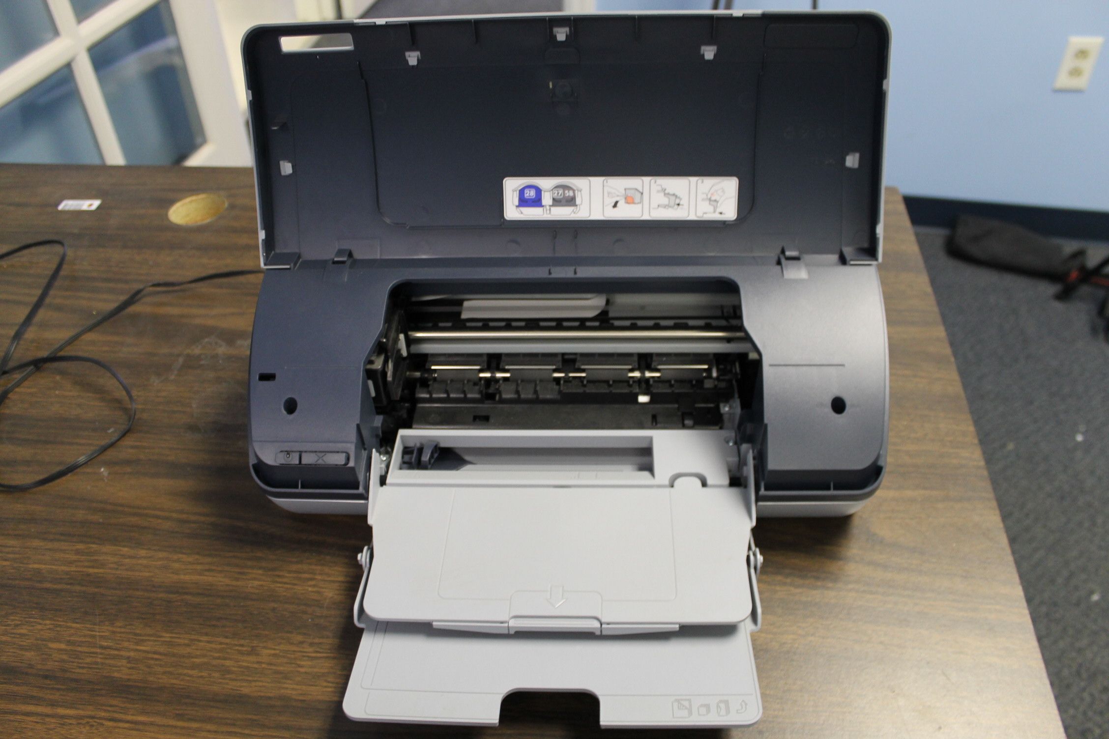 Lot of HP Deskjet 3650 Printer and D-Link Wireless Router