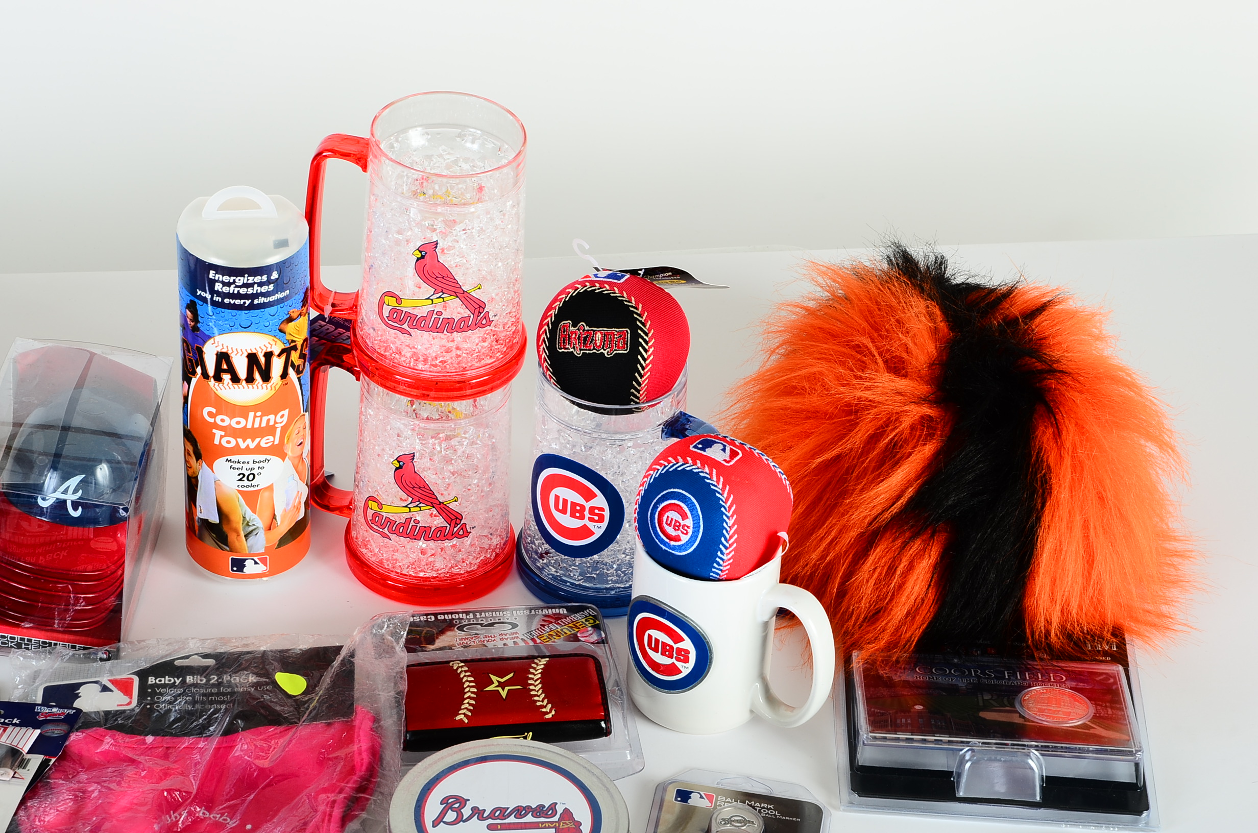 National League Baseball Fan Lot