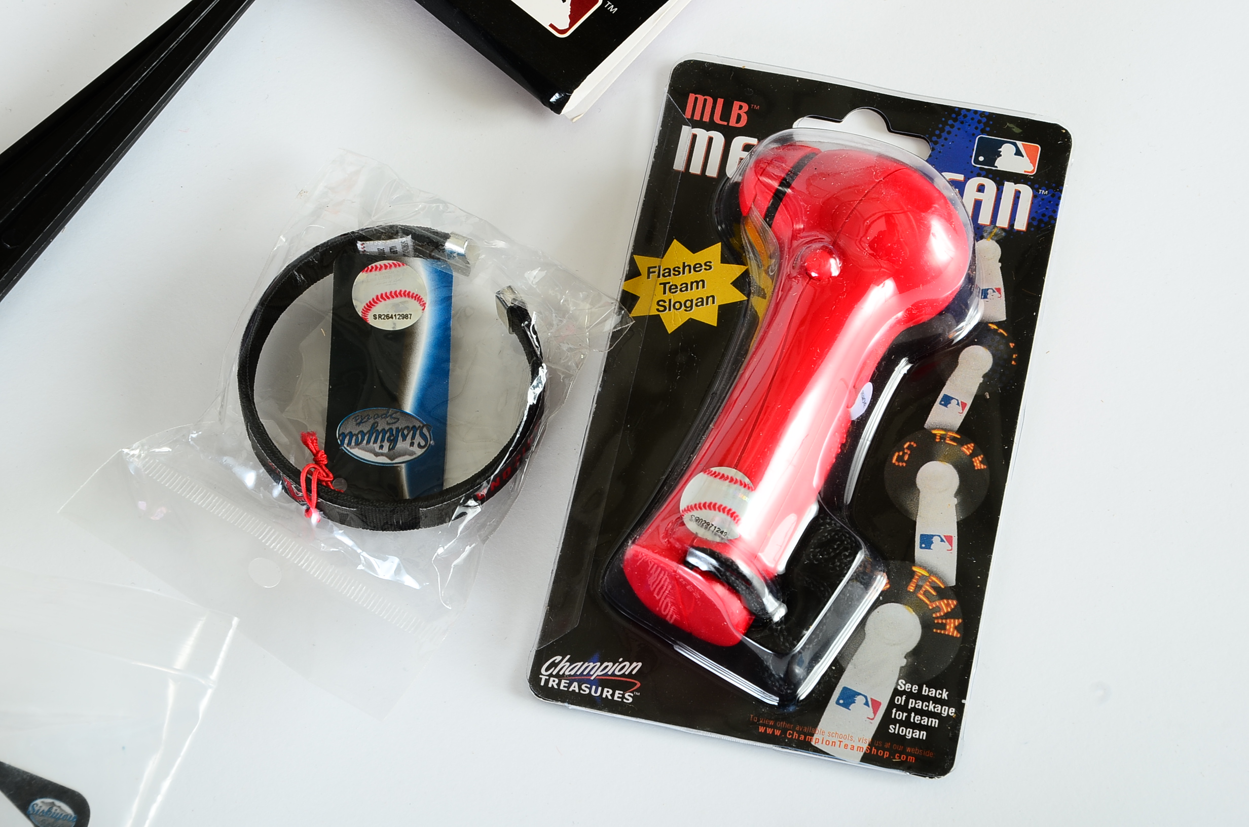 National League Baseball Fan Lot